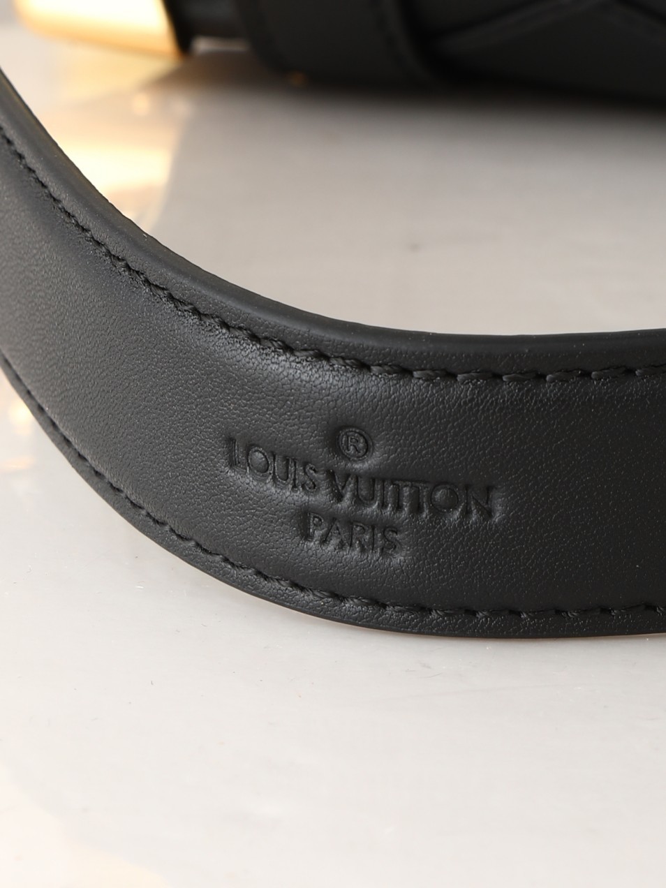 【顶级原单 独家实拍】M83030中号黑色菱格 全皮软盒子系列 Side Trunk PM手袋 M830