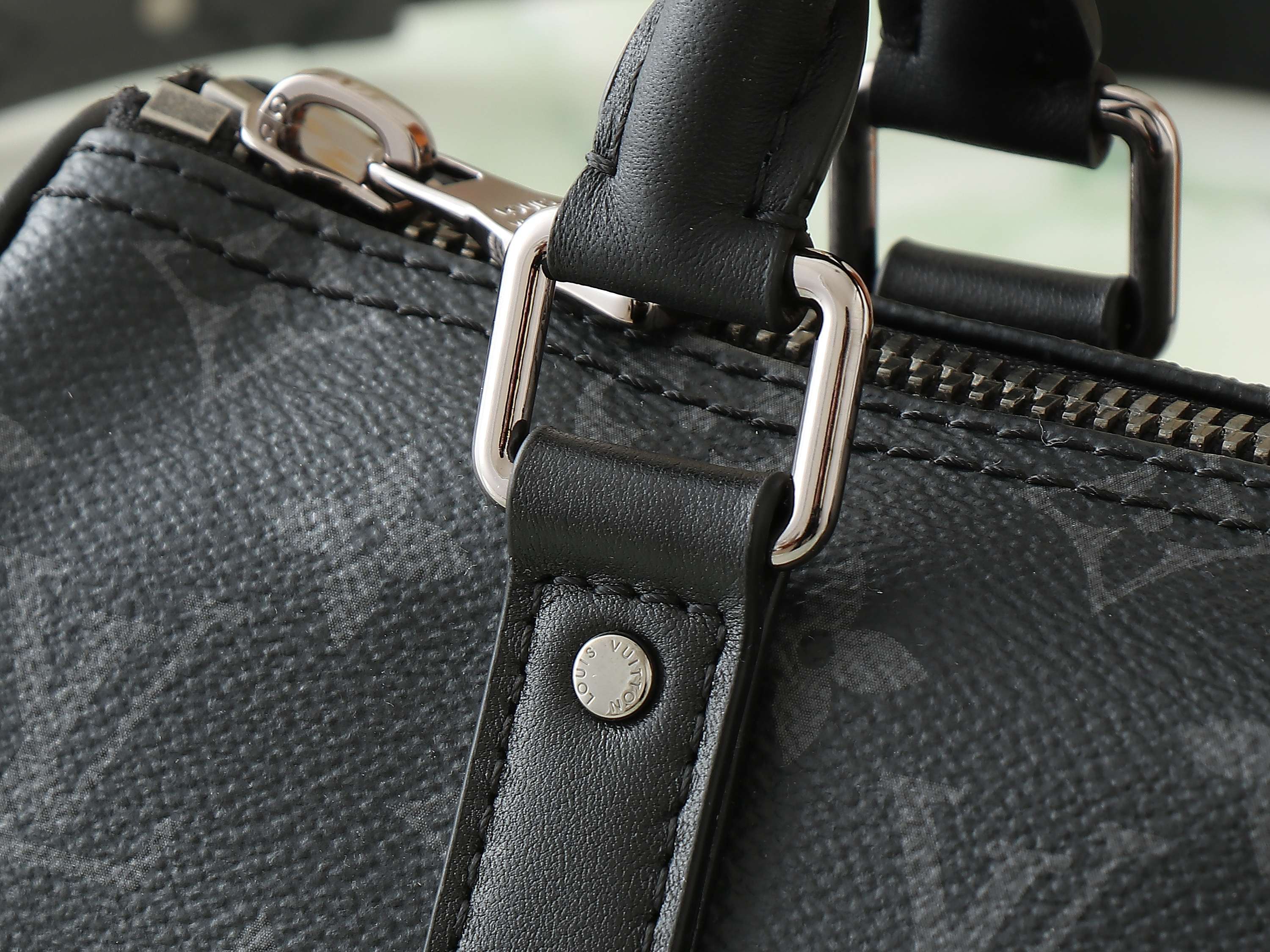 【顶级原单 独家实拍】M45947黑花 芯片加强版 speedy枕头包系列 本款 Keepall XS