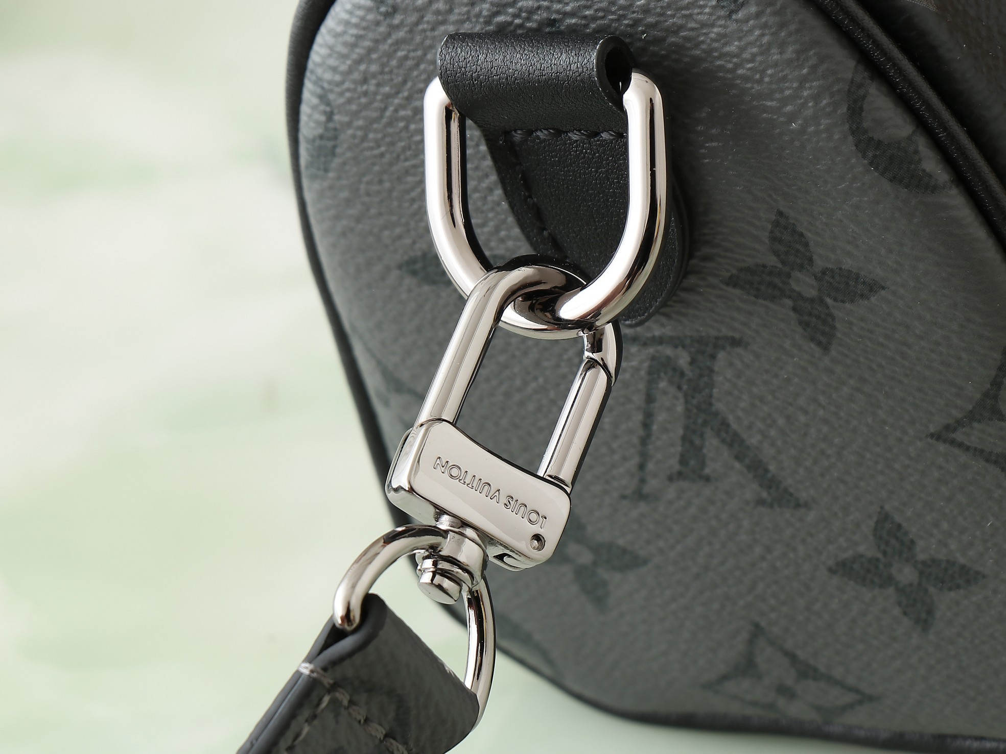 【顶级原单 独家实拍】M45947黑花 芯片加强版 speedy枕头包系列 本款 Keepall XS