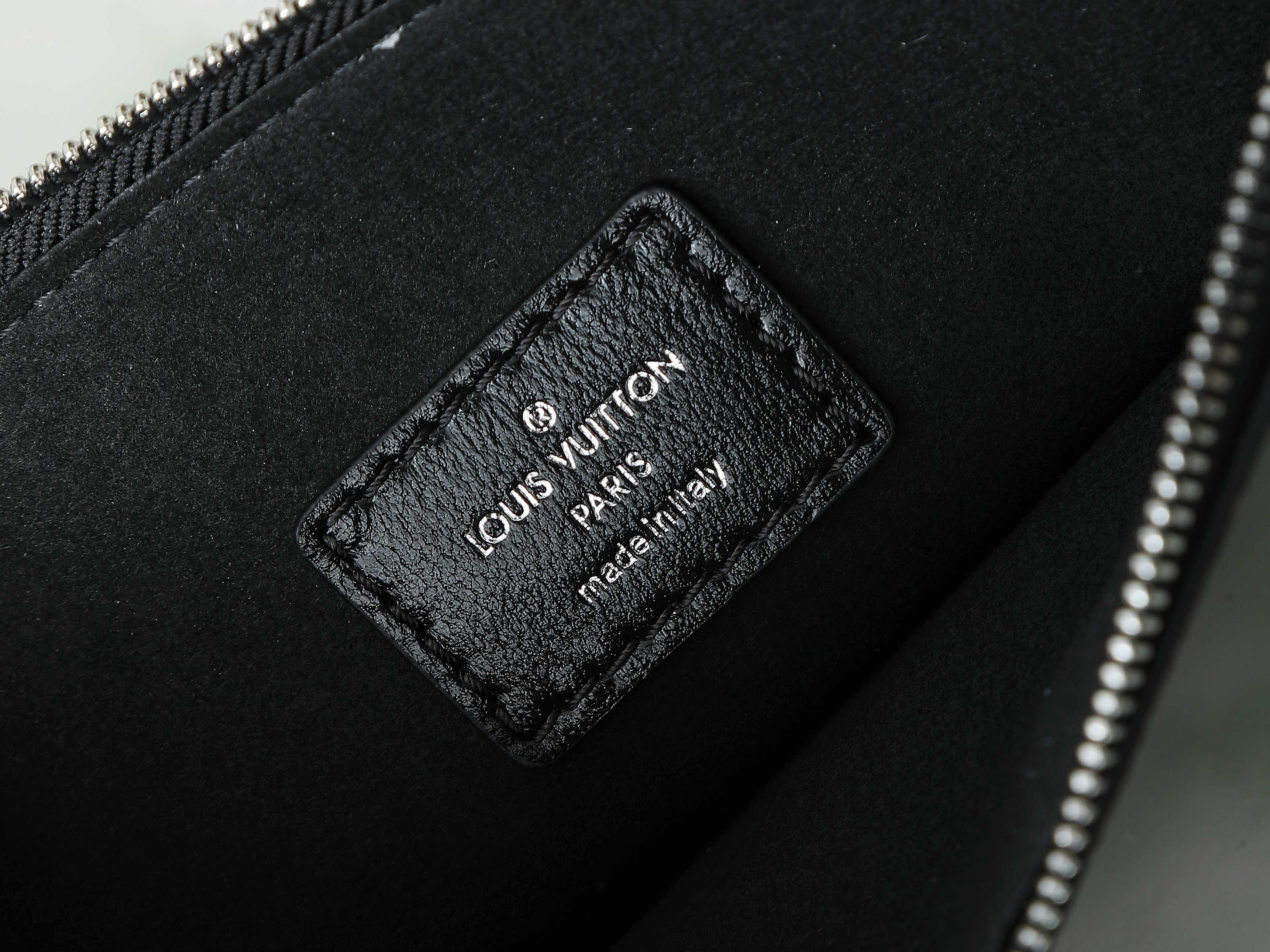 【顶级原单 独家实拍】M25143黑色 全皮购物袋系列 CarryAll Dark 中号手袋 M2514