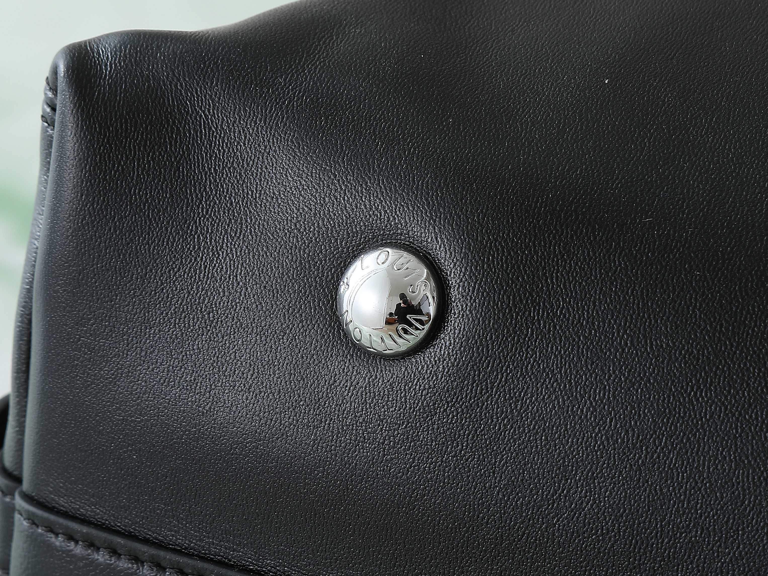 【顶级原单 独家实拍】M25143黑色 全皮购物袋系列 CarryAll Dark 中号手袋 M2514