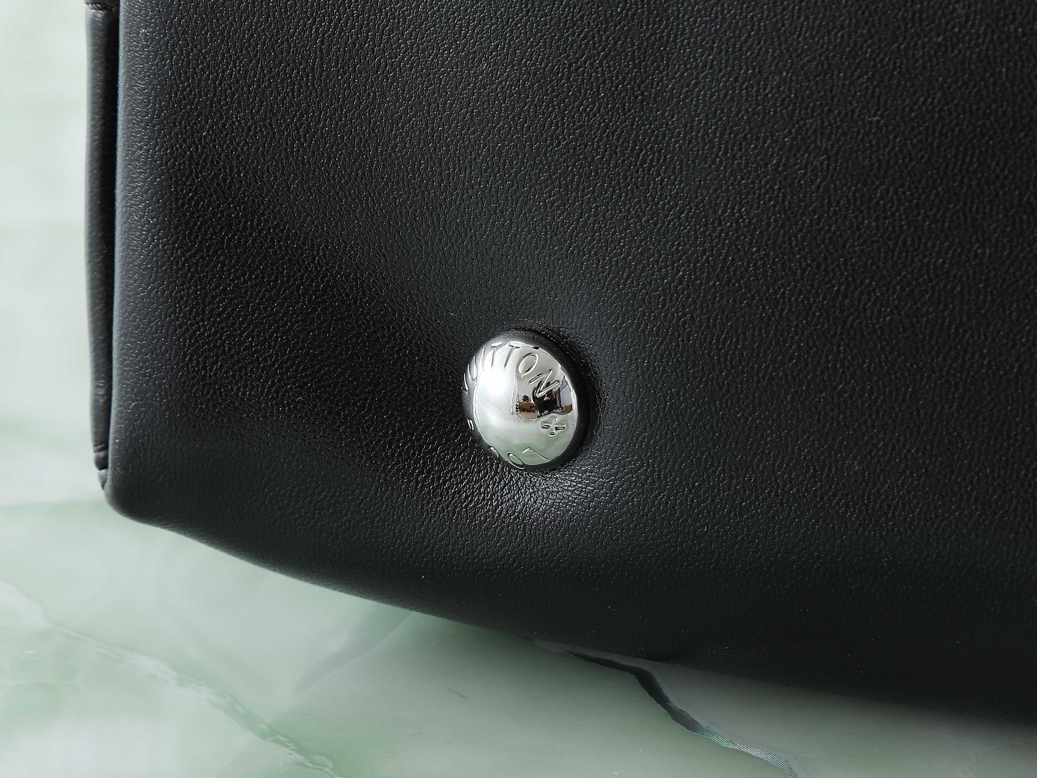 【顶级原单 独家实拍】M24861黑色 全皮购物袋系列 CarryAll Cargo 小号手袋 M462