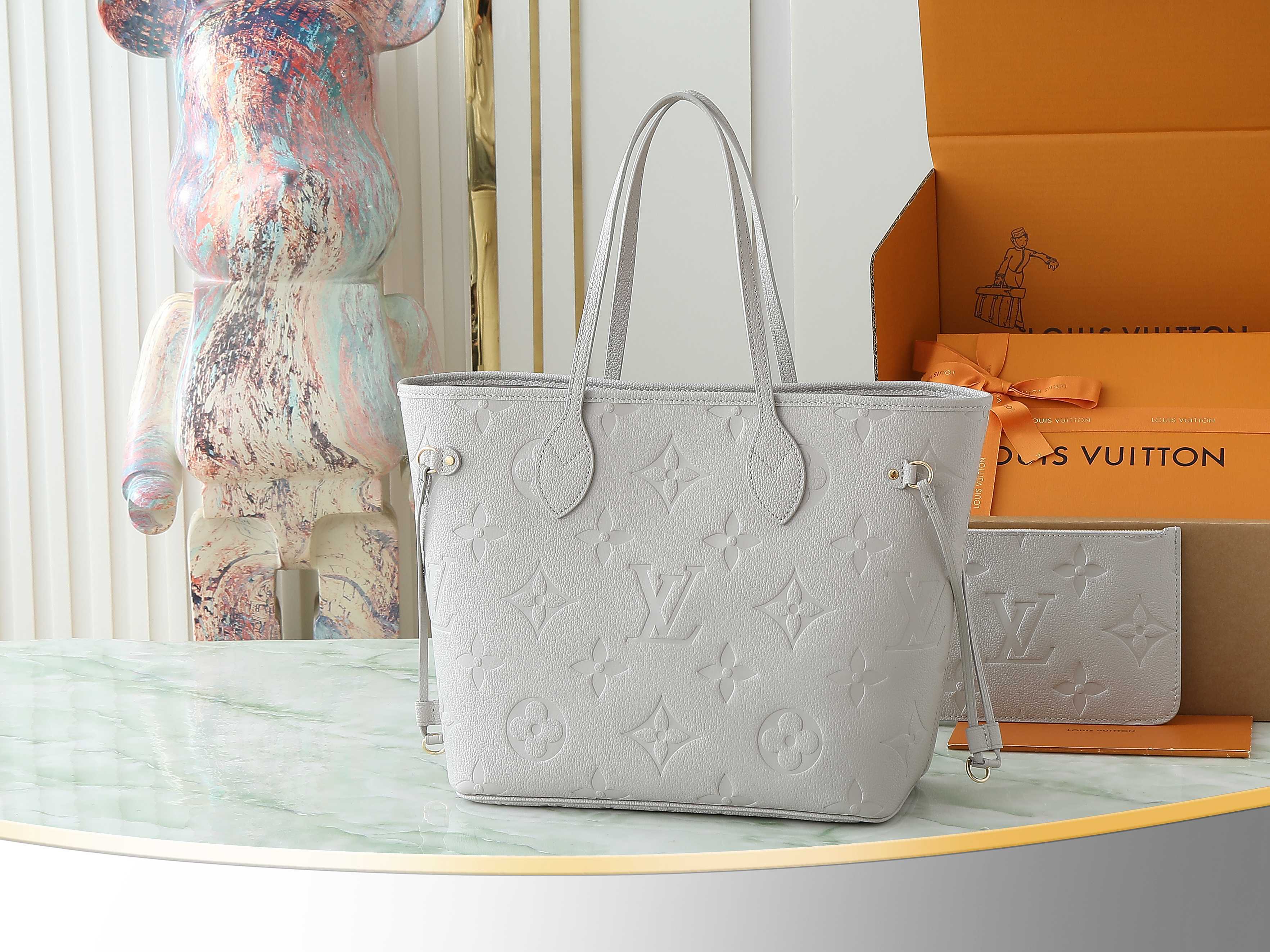 【顶级原单 独家实拍】M13758雾灰 M45686 全皮压花购物袋系列 Neverfull 中号手袋