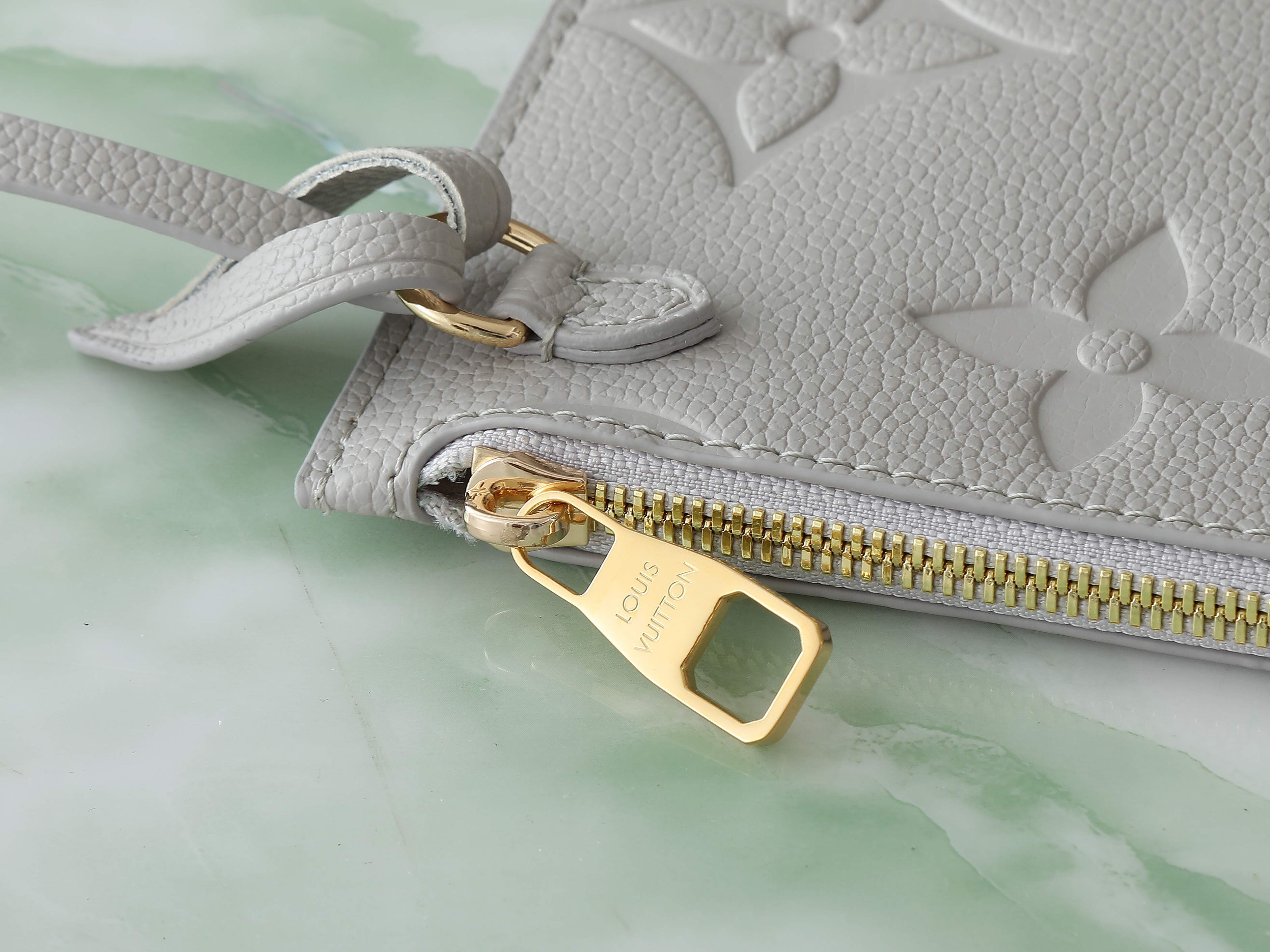 【顶级原单 独家实拍】M13758雾灰 M45686 全皮压花购物袋系列 Neverfull 中号手袋