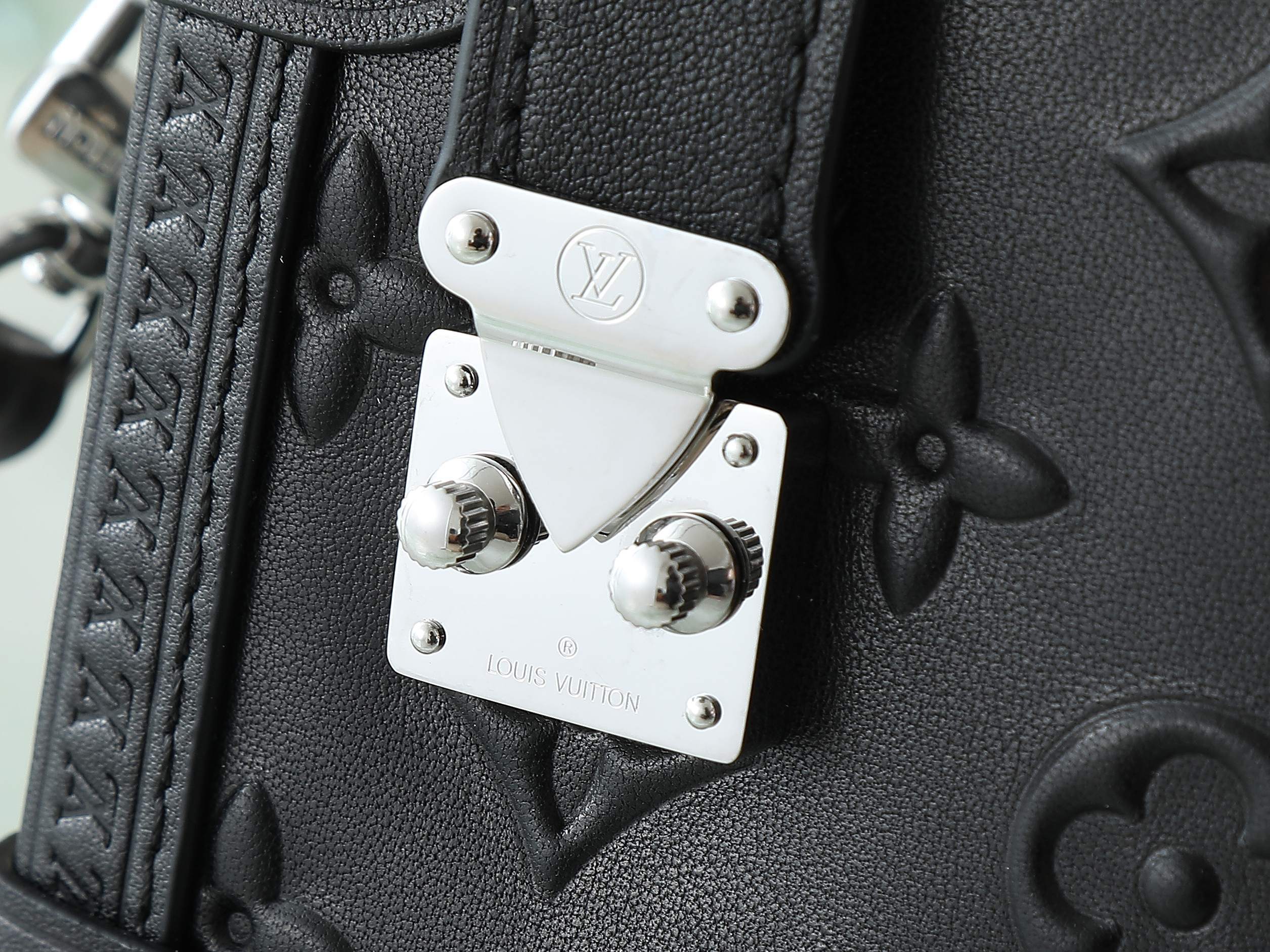 【顶级原单 独家实拍】M14572黑色全皮 软盒子包箱子 Petite Malle 手袋 Nicolas