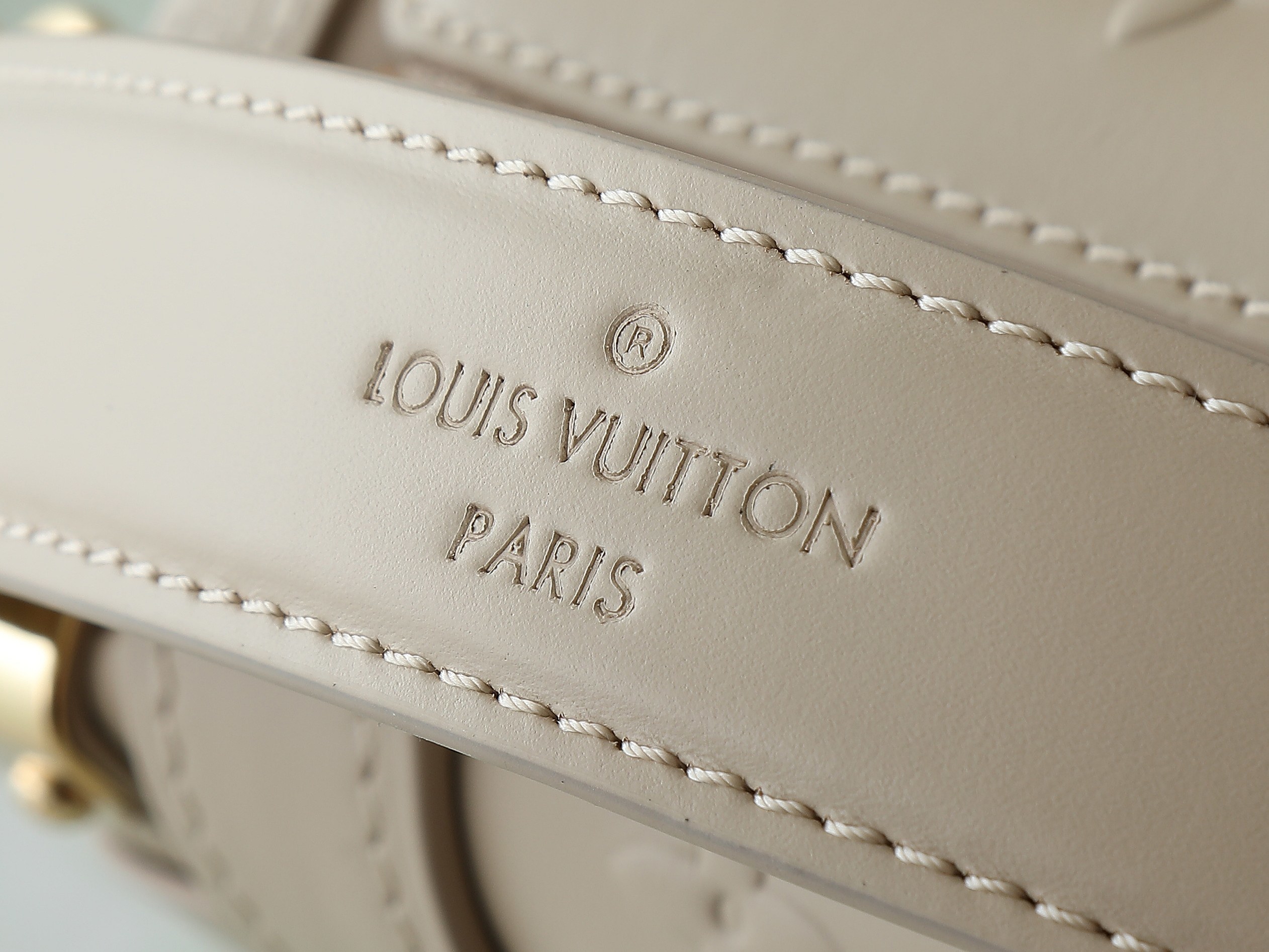 【顶级原单 独家实拍】M14571全皮 软盒子包箱子 Petite Malle 手袋 Nicolas G