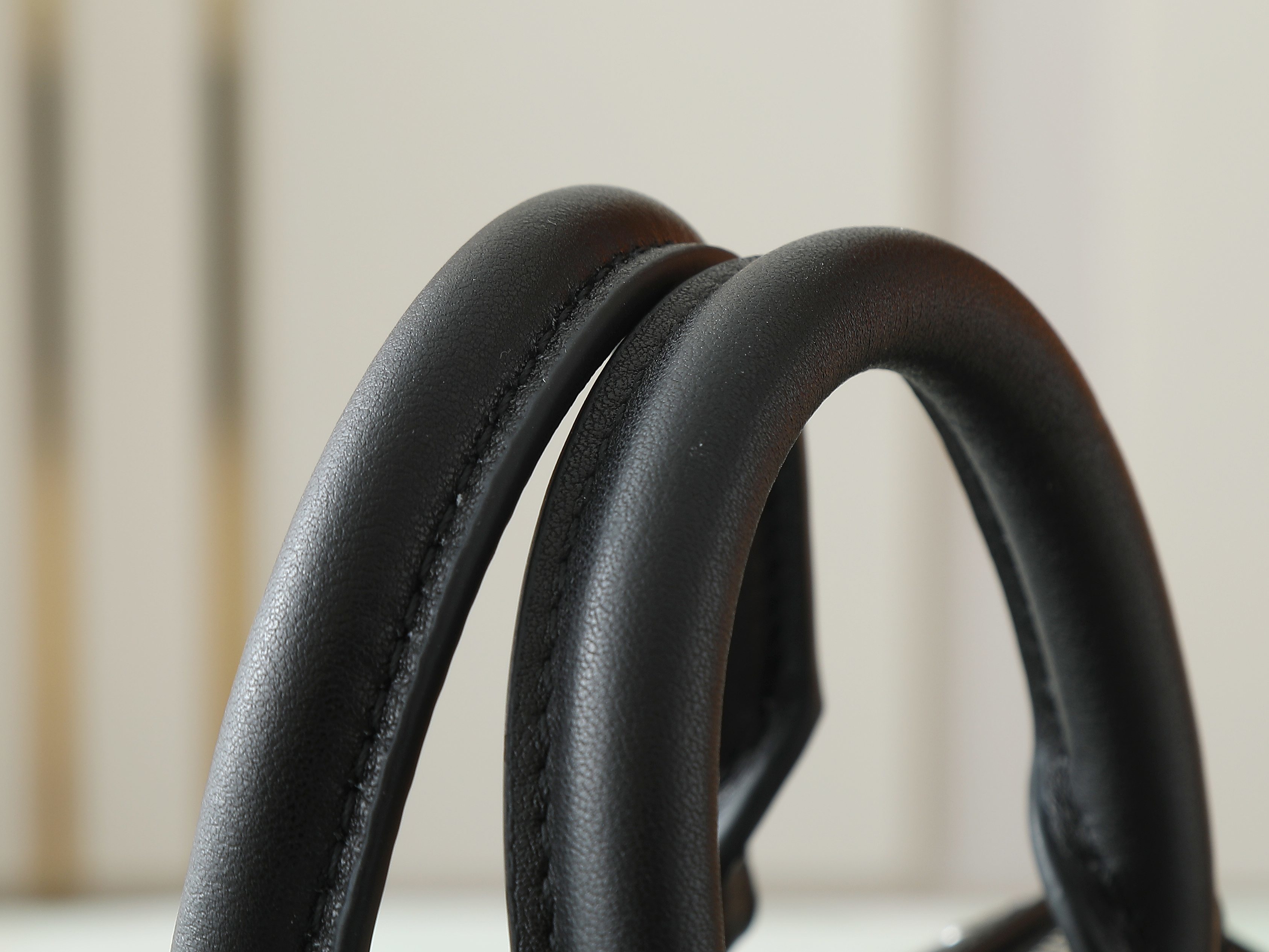 【顶级原单 独家实拍】M14575黑色 全皮speedy枕头包 SPEEDY TRUNK 20 手袋 M