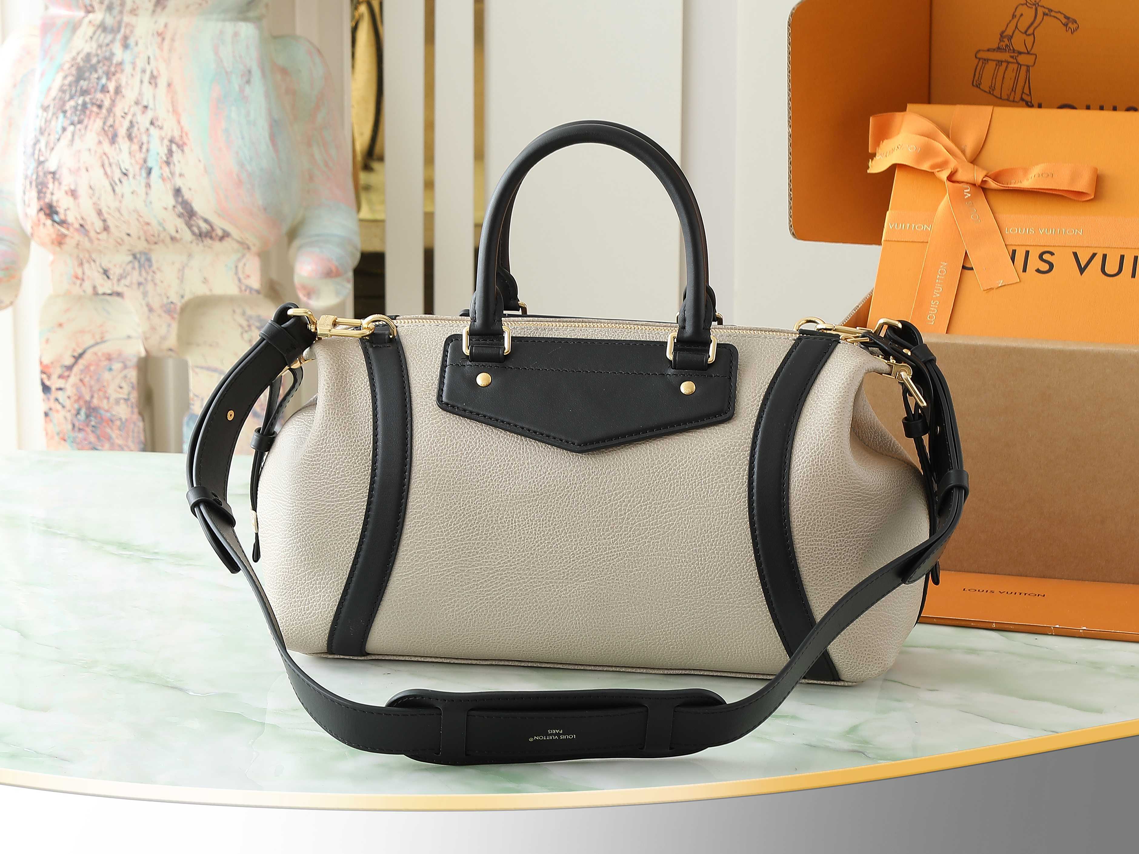 【顶级原单 独家实拍】M14721灰褐色 全皮机车包 LV Biker中号手袋 机车包 M14702灰蓝