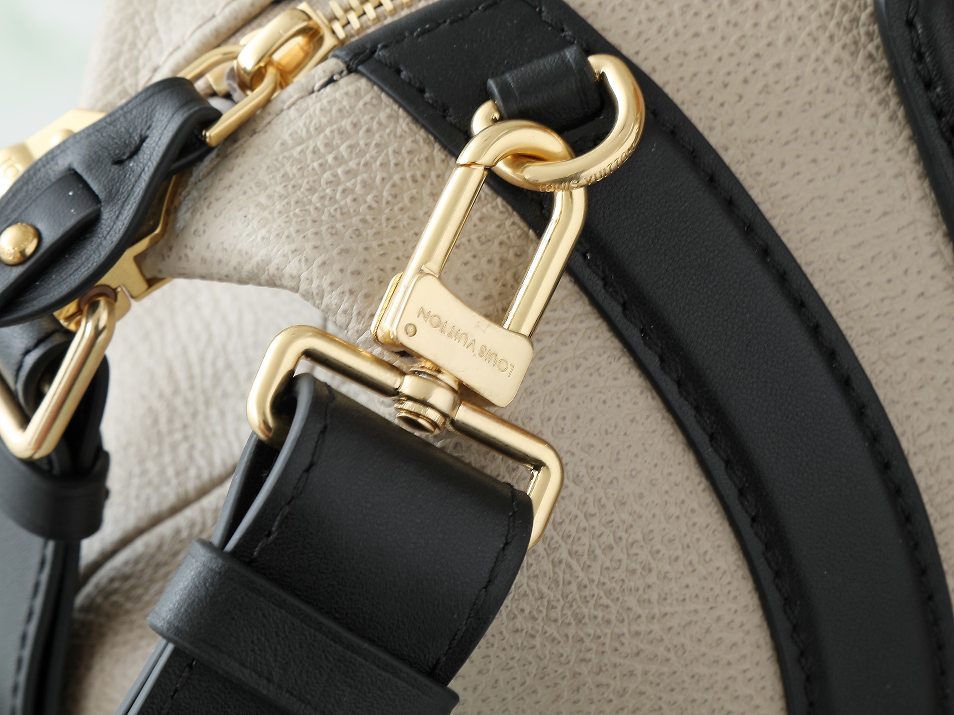 【顶级原单 独家实拍】M14721灰褐色 全皮机车包 LV Biker中号手袋 机车包 M14702灰蓝