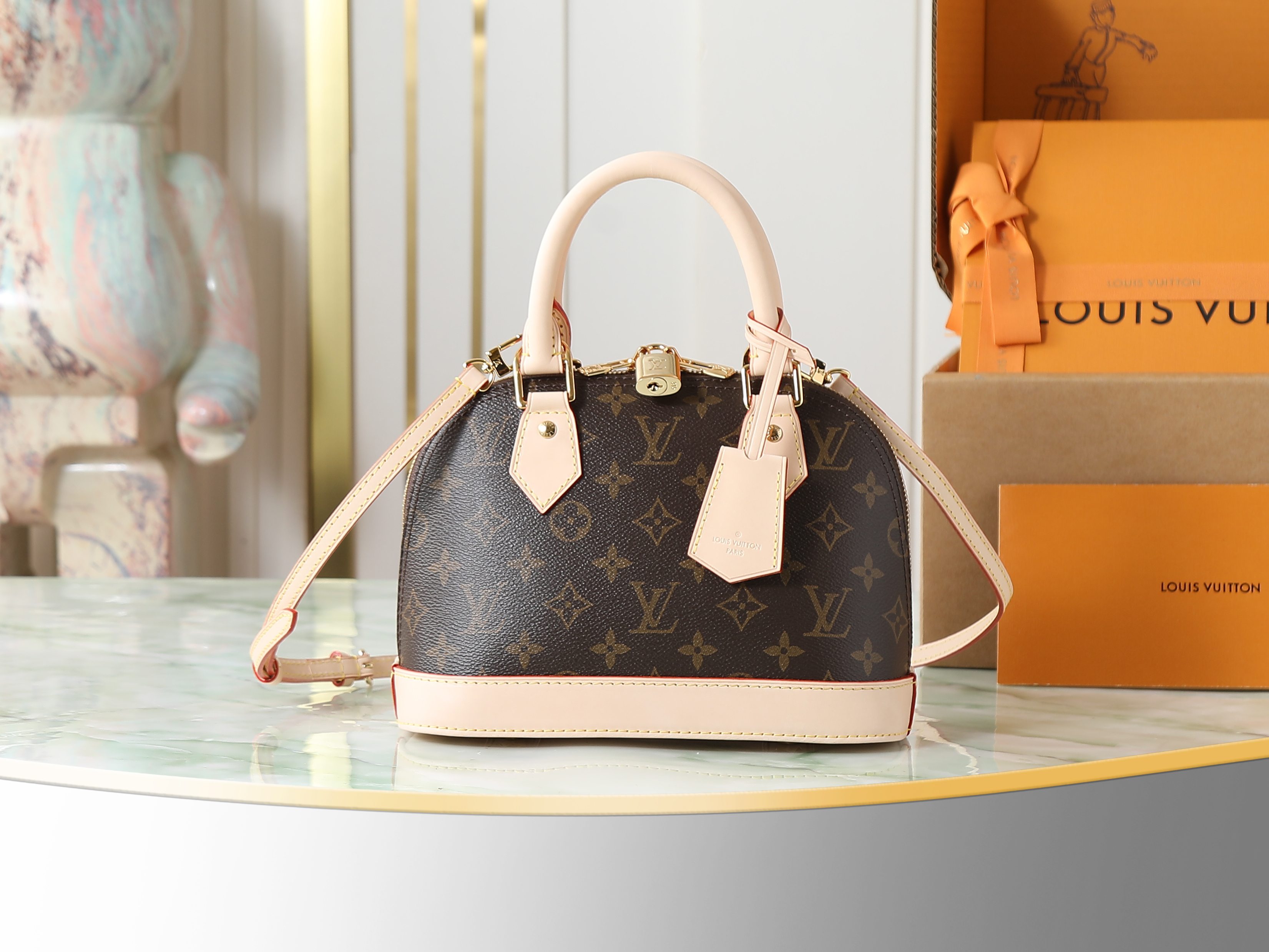 P480 [Pedido original superior, toma real exclusiva] M46990 Nueva versión del bolso ALMA BB M46990 M53152 Este bolso Al…