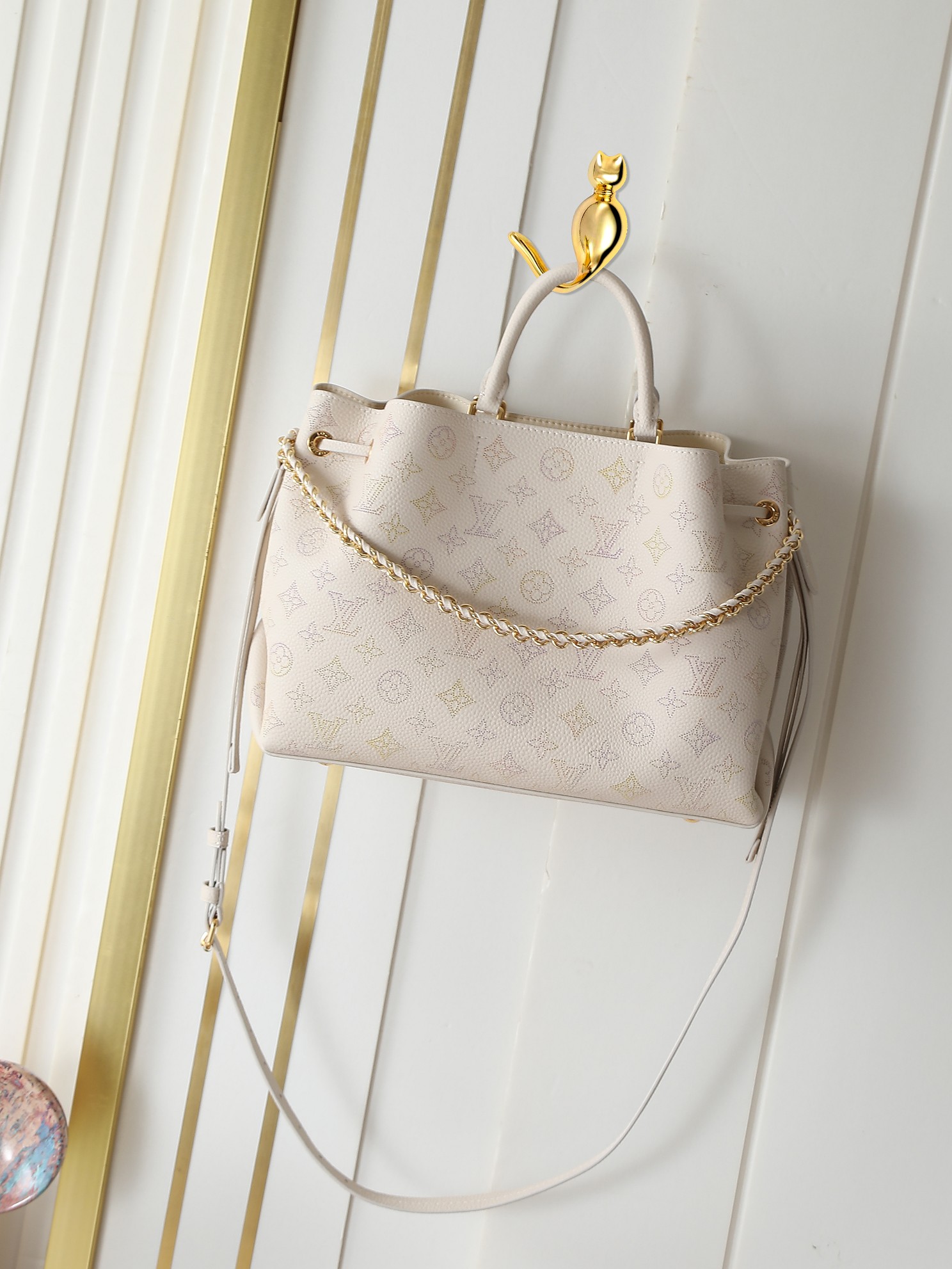 M15116 Bolso de mano con cadena de cuero completo degradado/hueco blanco leche Bolso Bella Tote