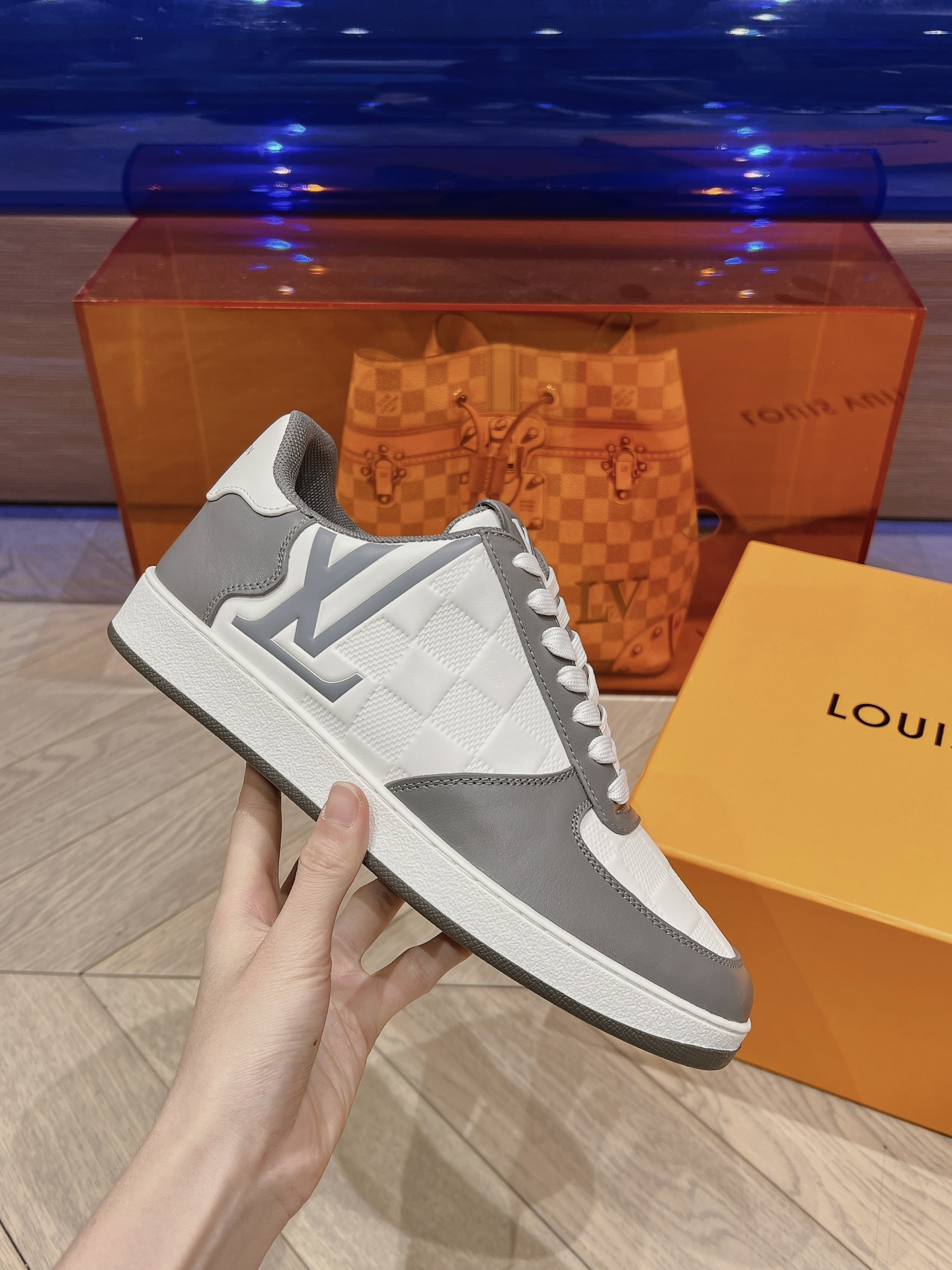 Louis Vuitton Skateboard Shoes White Printing Cowhide Fall/Winter Collection