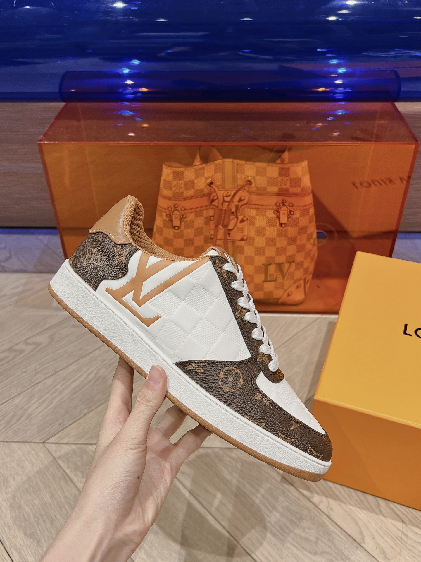 Louis Vuitton Skateboard Shoes White Printing Cowhide Fall/Winter Collection