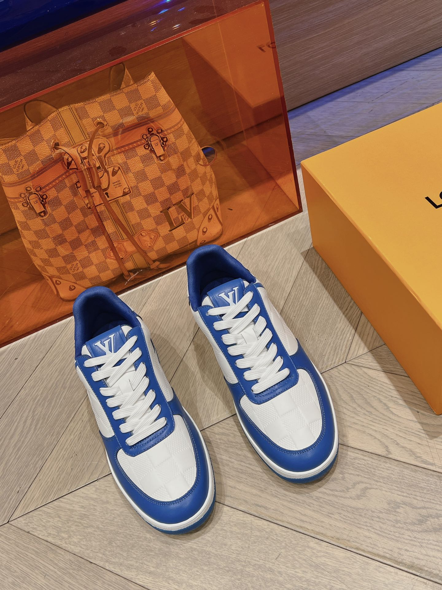 Louis Vuitton Skateboard Shoes White Printing Cowhide Fall/Winter Collection