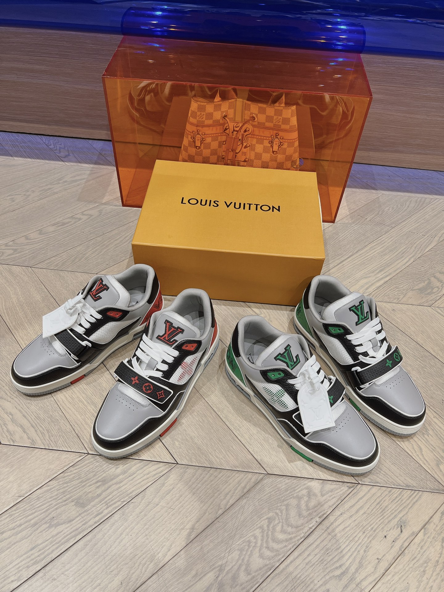 [Louis Vuitton Women