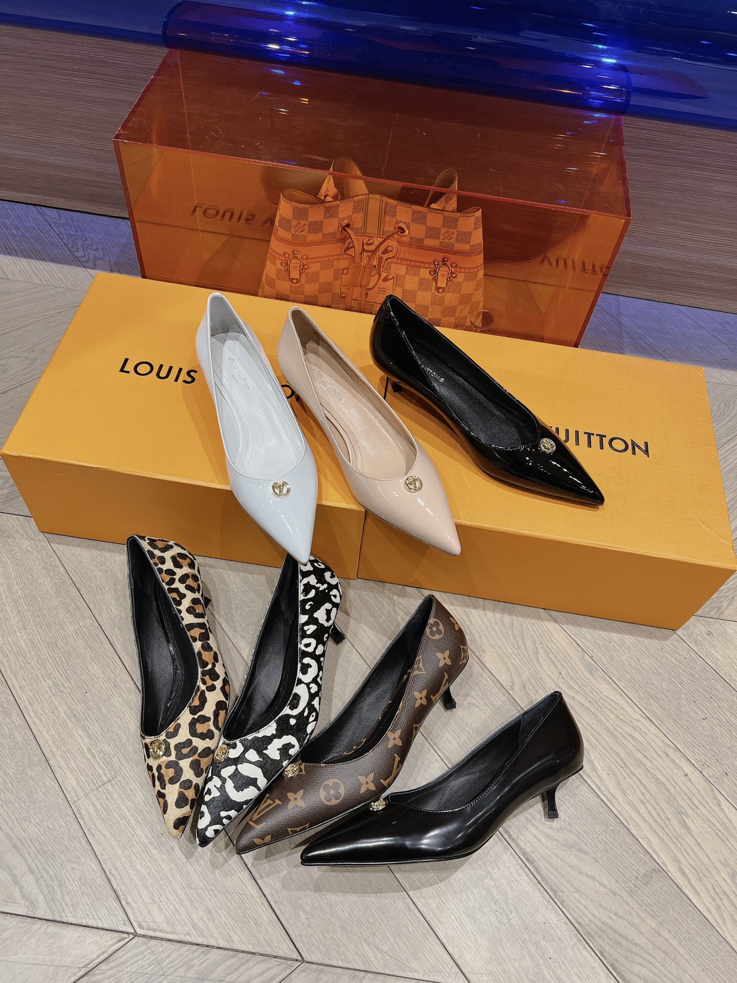 [Louis Vuitton Women