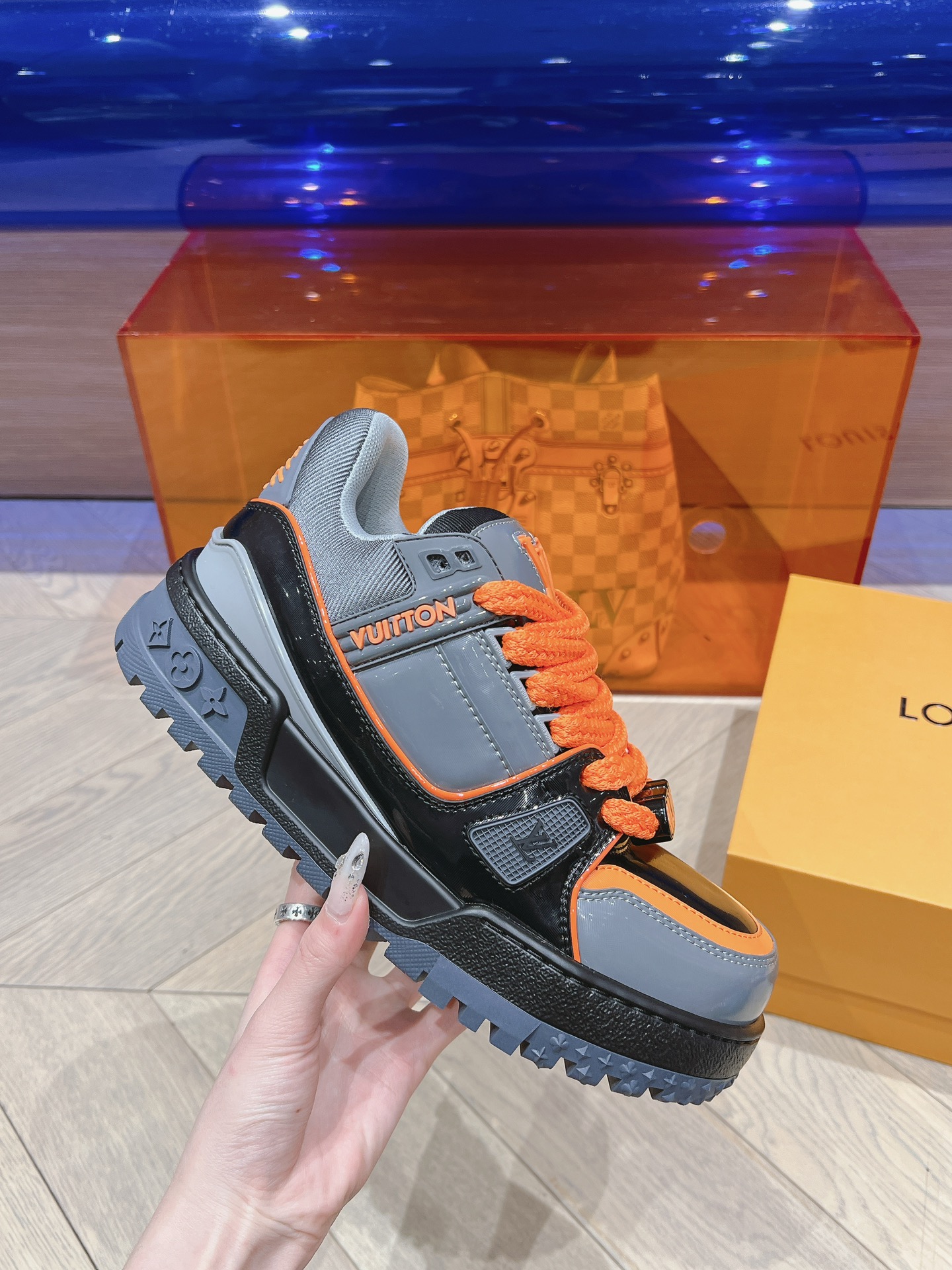 [Louis Vuitton Women