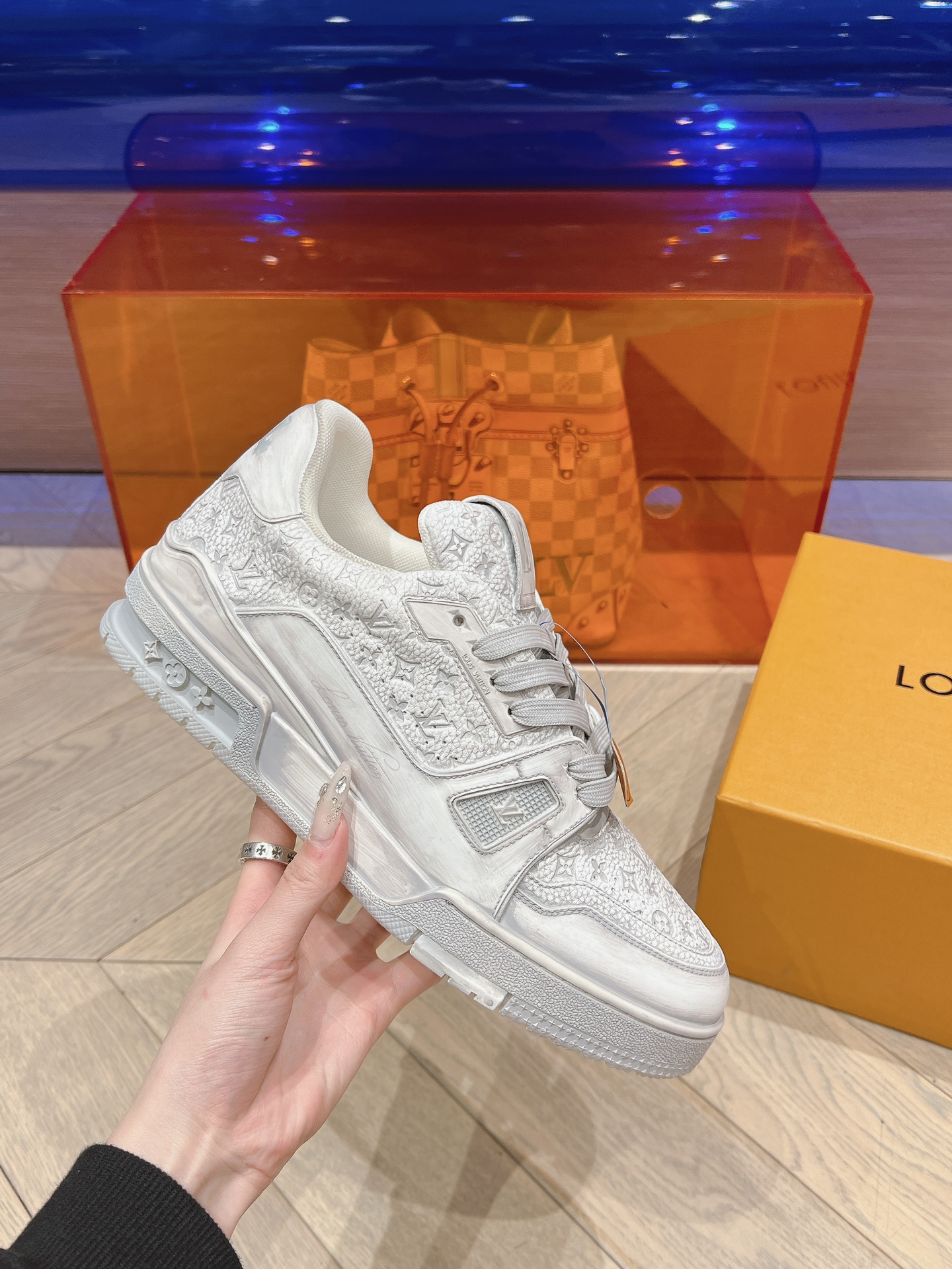 [Louis Vuitton Women