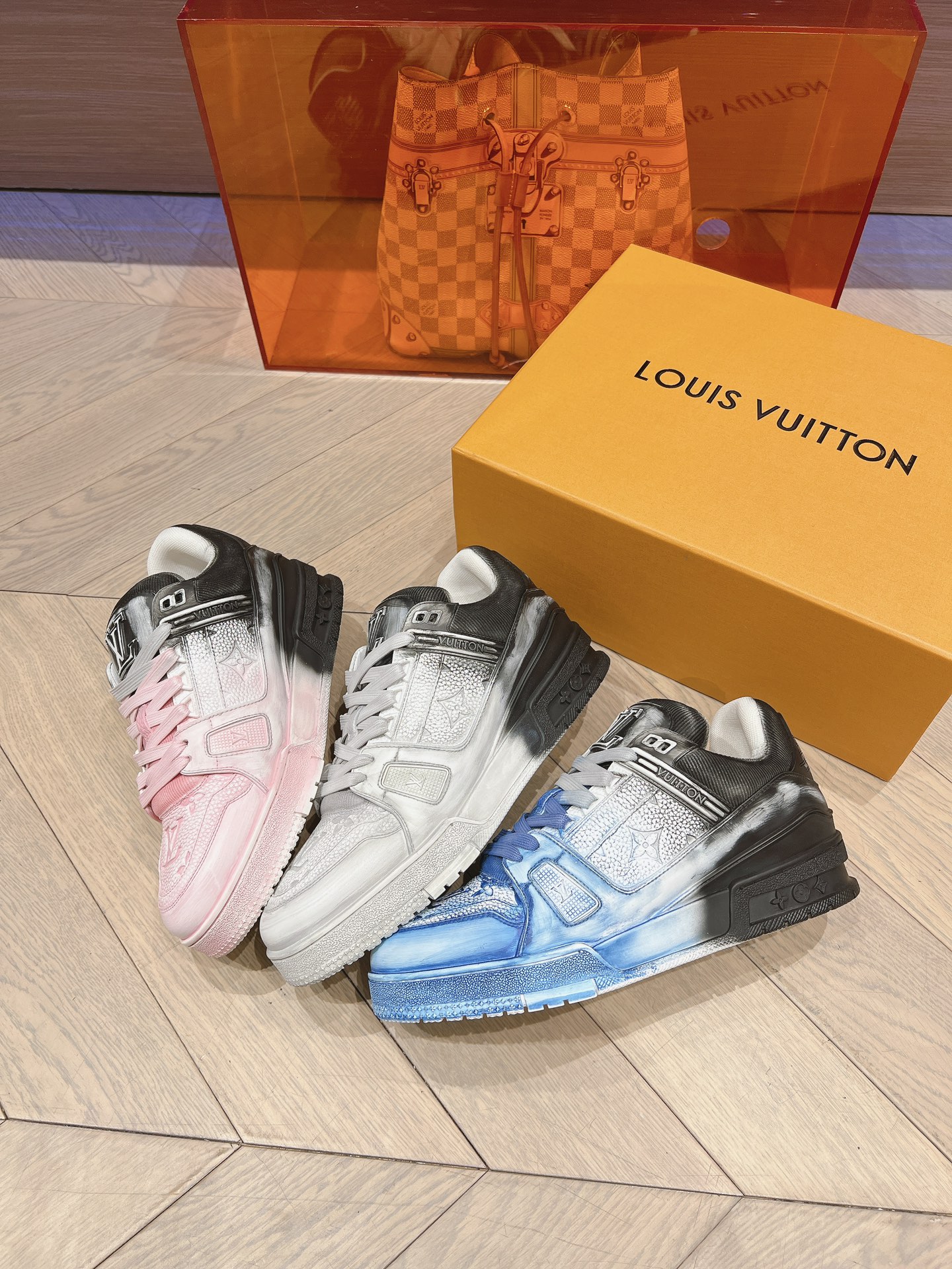 [Louis Vuitton Women