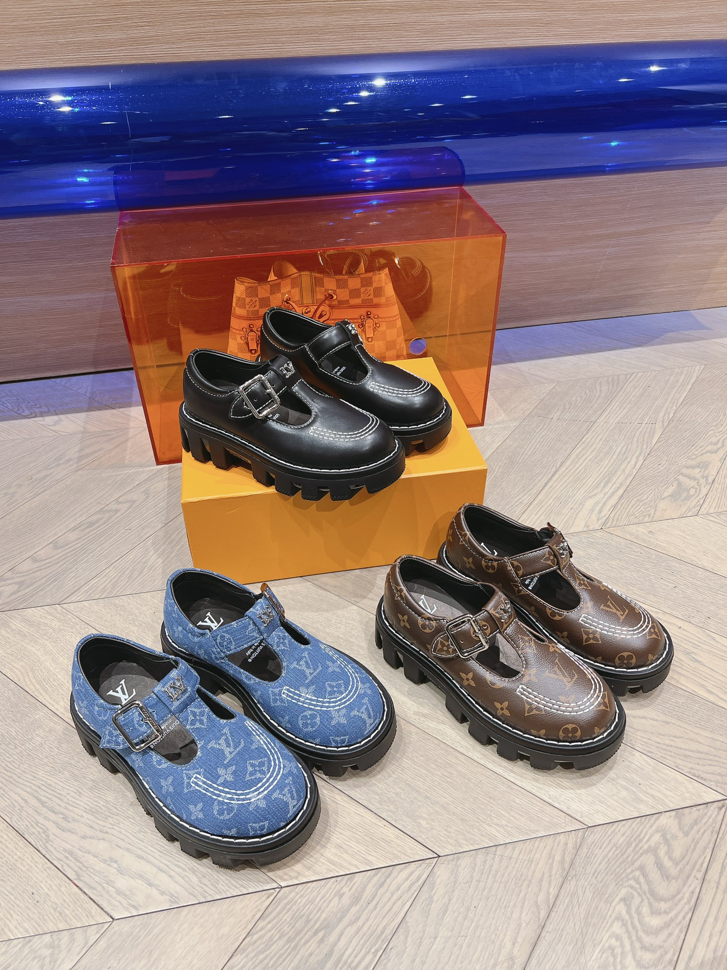 [Louis Vuitton Women