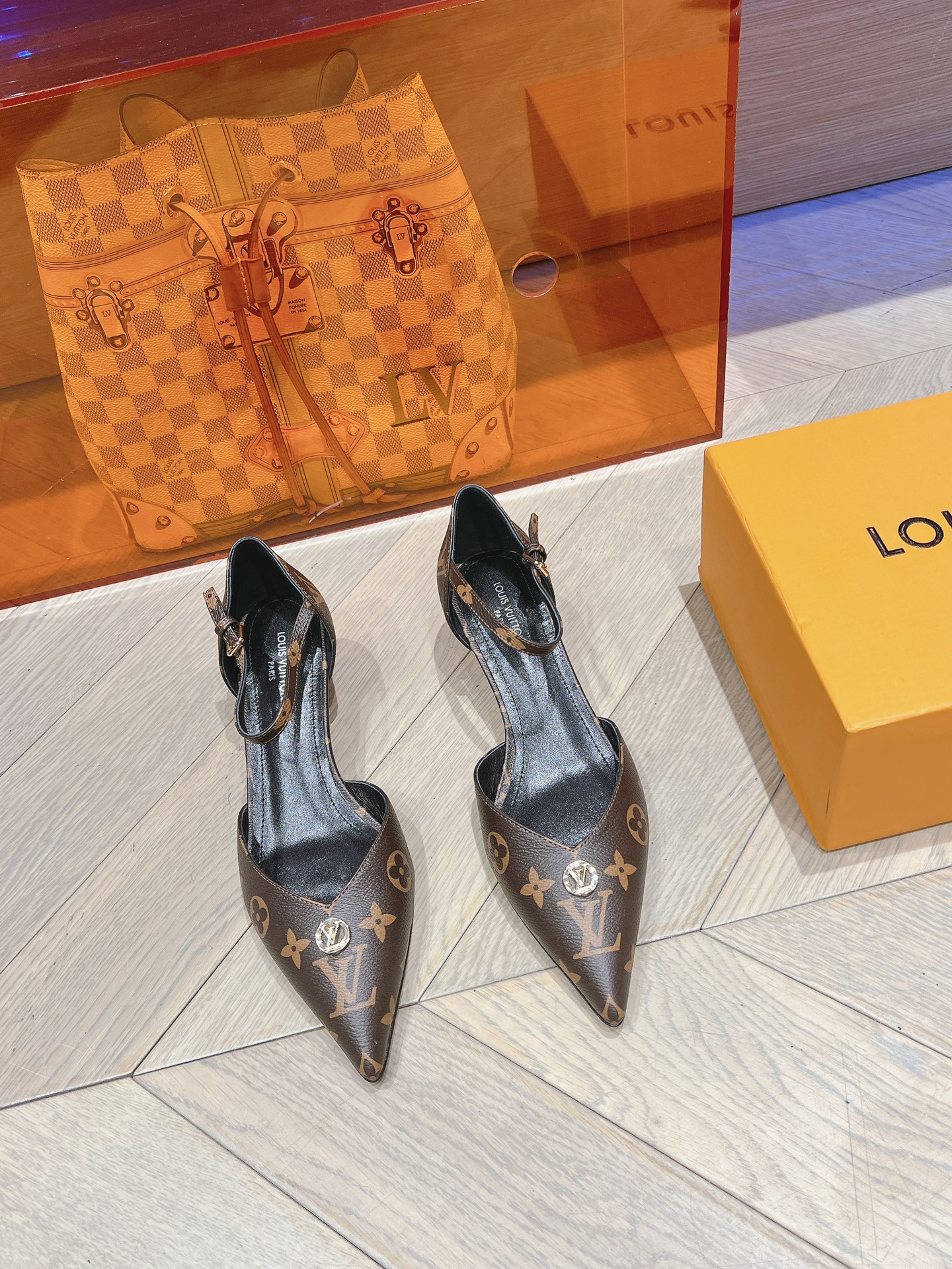 Louis Vuitton Shoes High Heel Pumps Sandals Best Replica
 Goat Skin Patent Leather Sheepskin