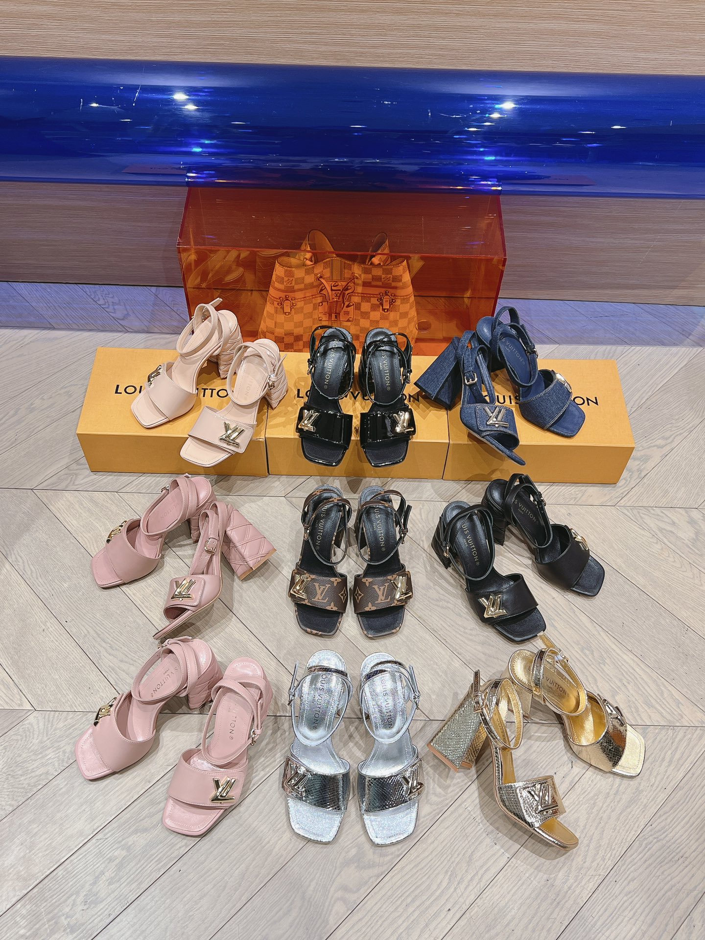 [Louis Vuitton Women