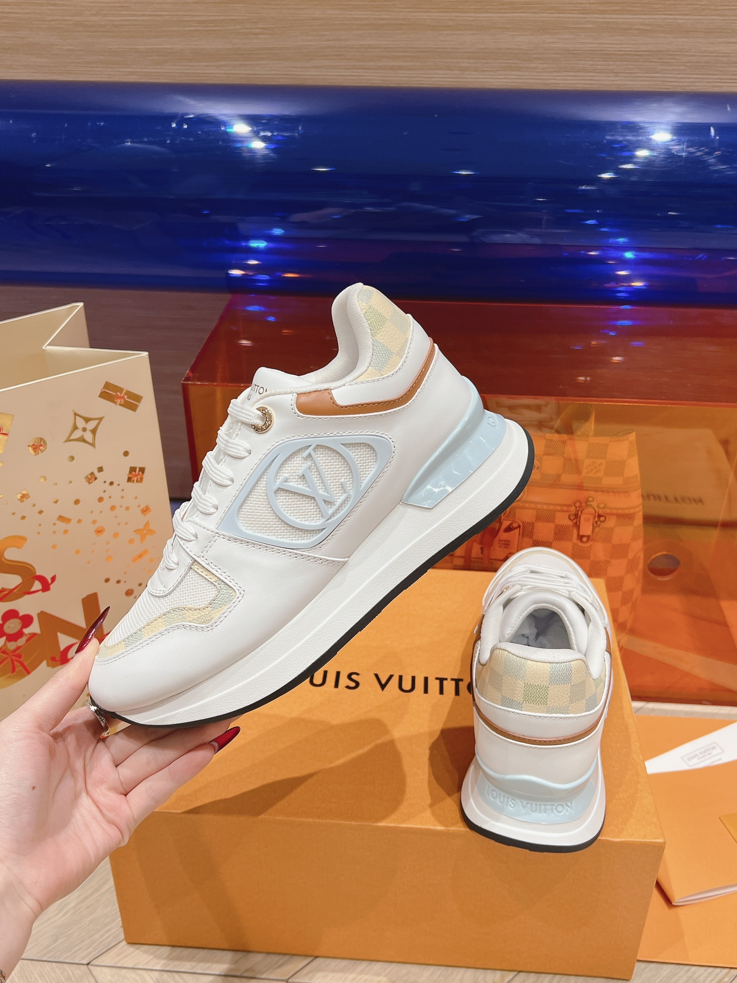 [Louis Vuitton Women