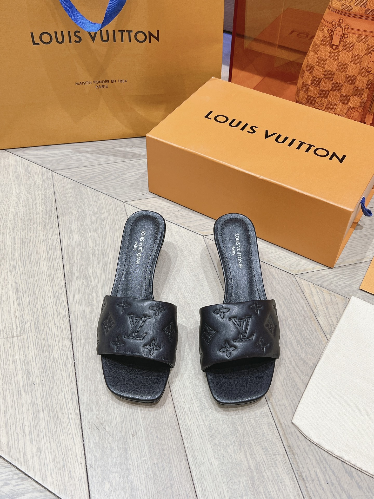 Louis Vuitton Shoes Slippers Genuine Leather Goat Skin Lambskin Sheepskin