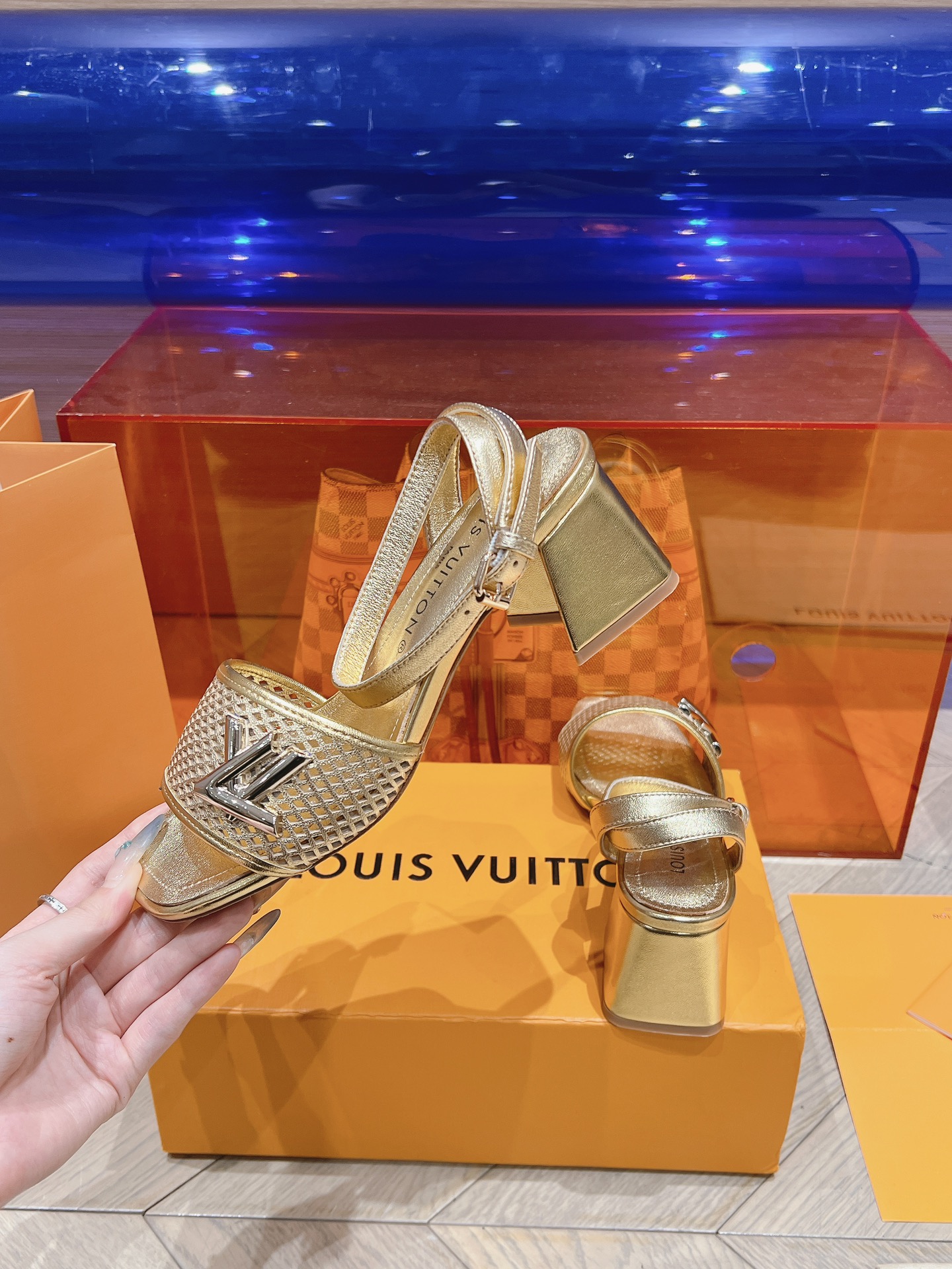 [Louis Vuitton Women
