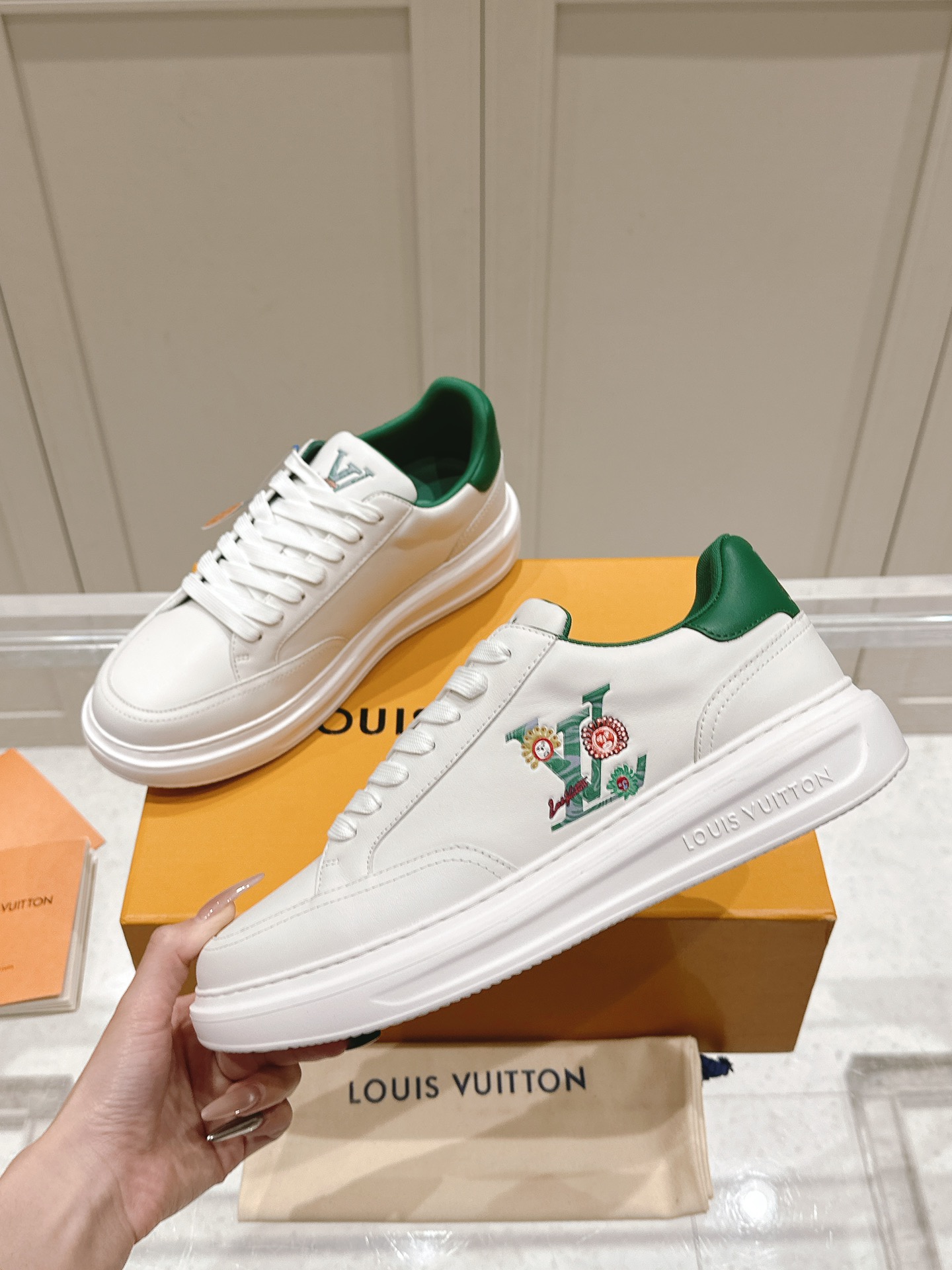 Louis Vuitton L Print Casual White Sneakers, Designer Fashion Shoes 4 i1740738327 4719 5