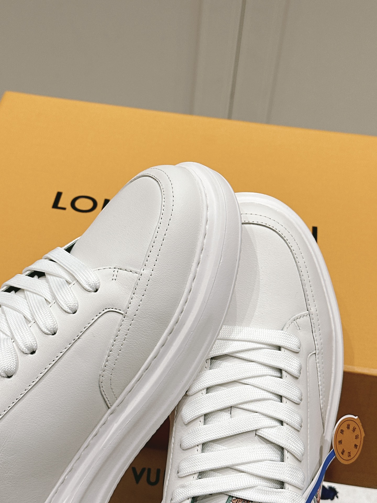 Louis Vuitton L Print Casual White Sneakers, Designer Fashion Shoes 7 i1740738327 7166 4
