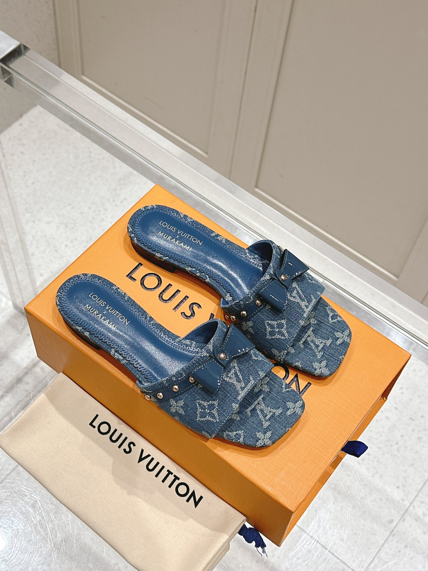 Louis Vuitton LV x TM 路易威登x村上隆联名6AM 系列 白三彩 平底 凉拖鞋