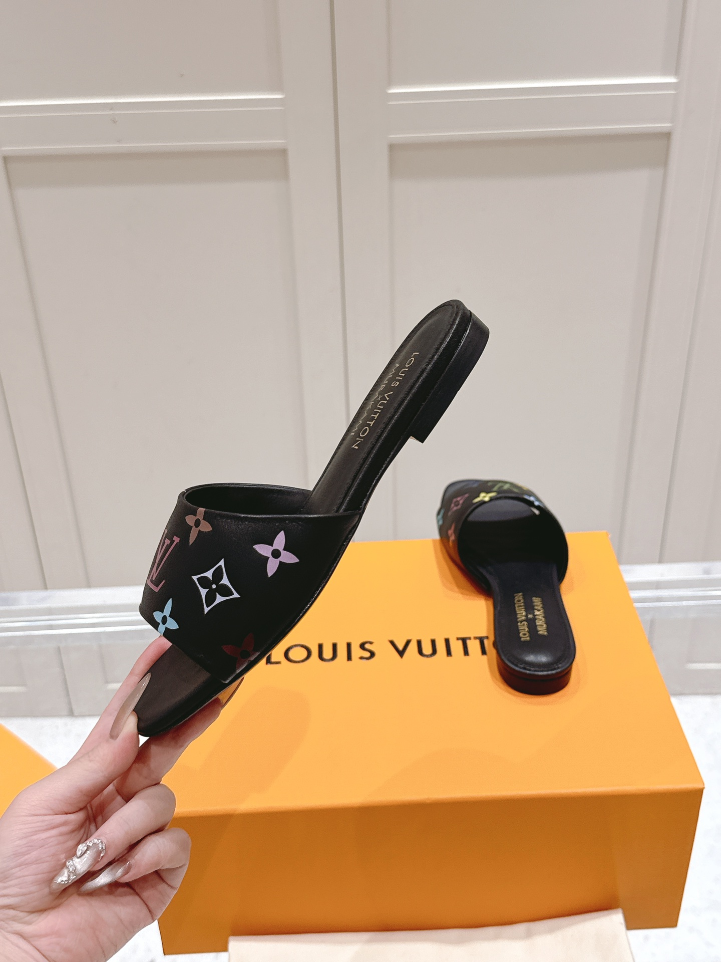 Louis Vuitton LV x TM 路易威登x村上隆联名6AM 系列 白三彩 平底 凉拖鞋