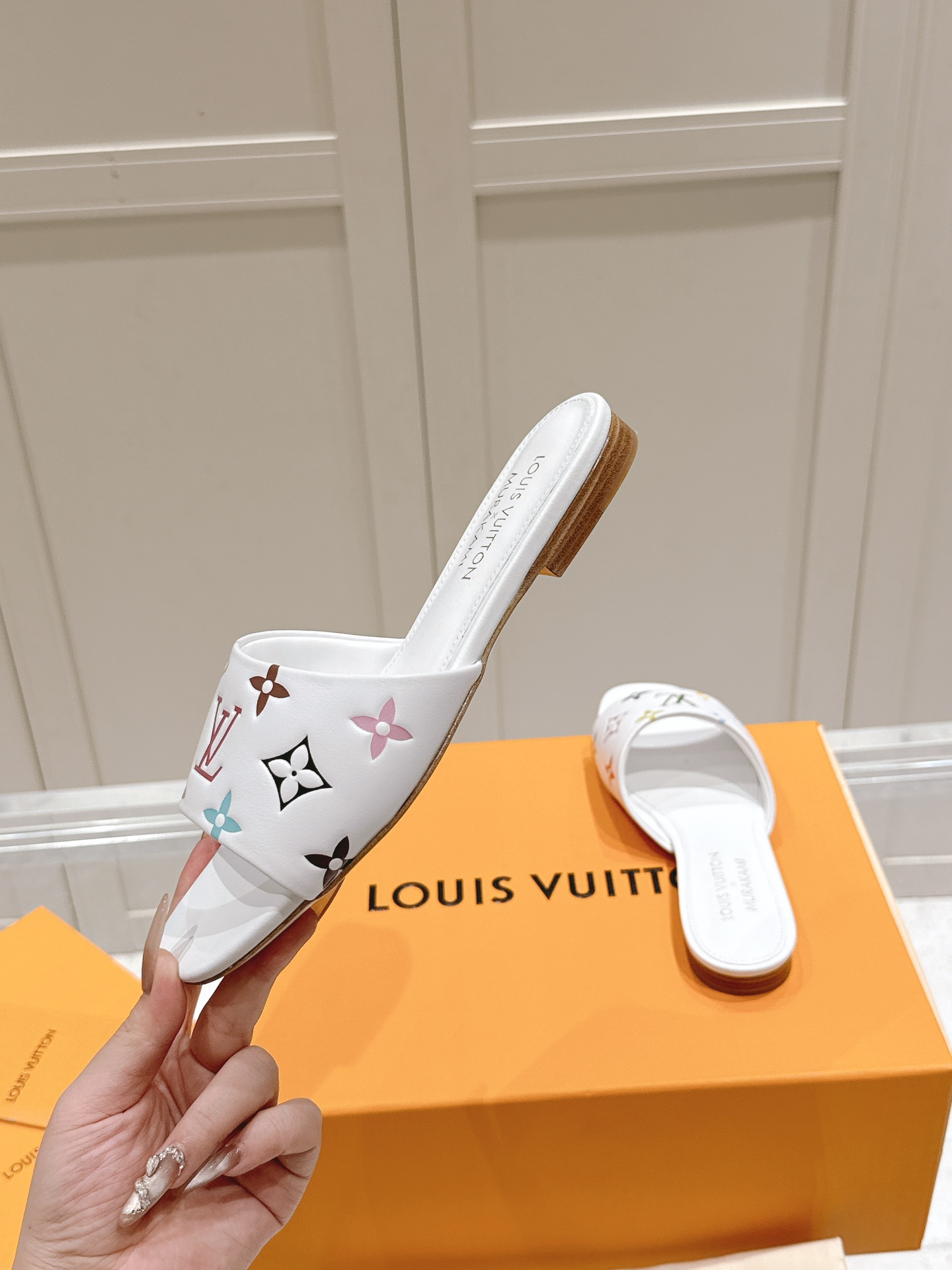 Louis Vuitton LV x TM 路易威登x村上隆联名6AM 系列 白三彩 平底 凉拖鞋