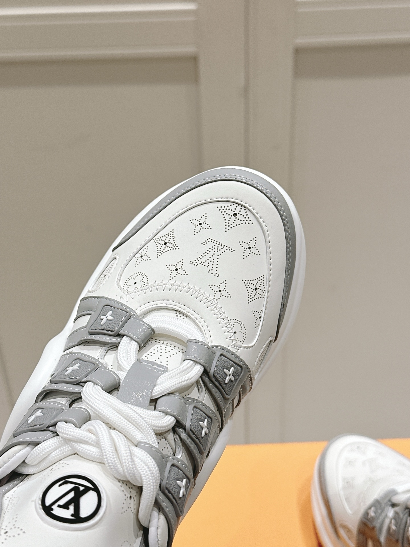 Louis Vuitton Archlight Mule Sneaker: Iconic Style & Supreme Comfort 7 i1743774340636 2998 0 5