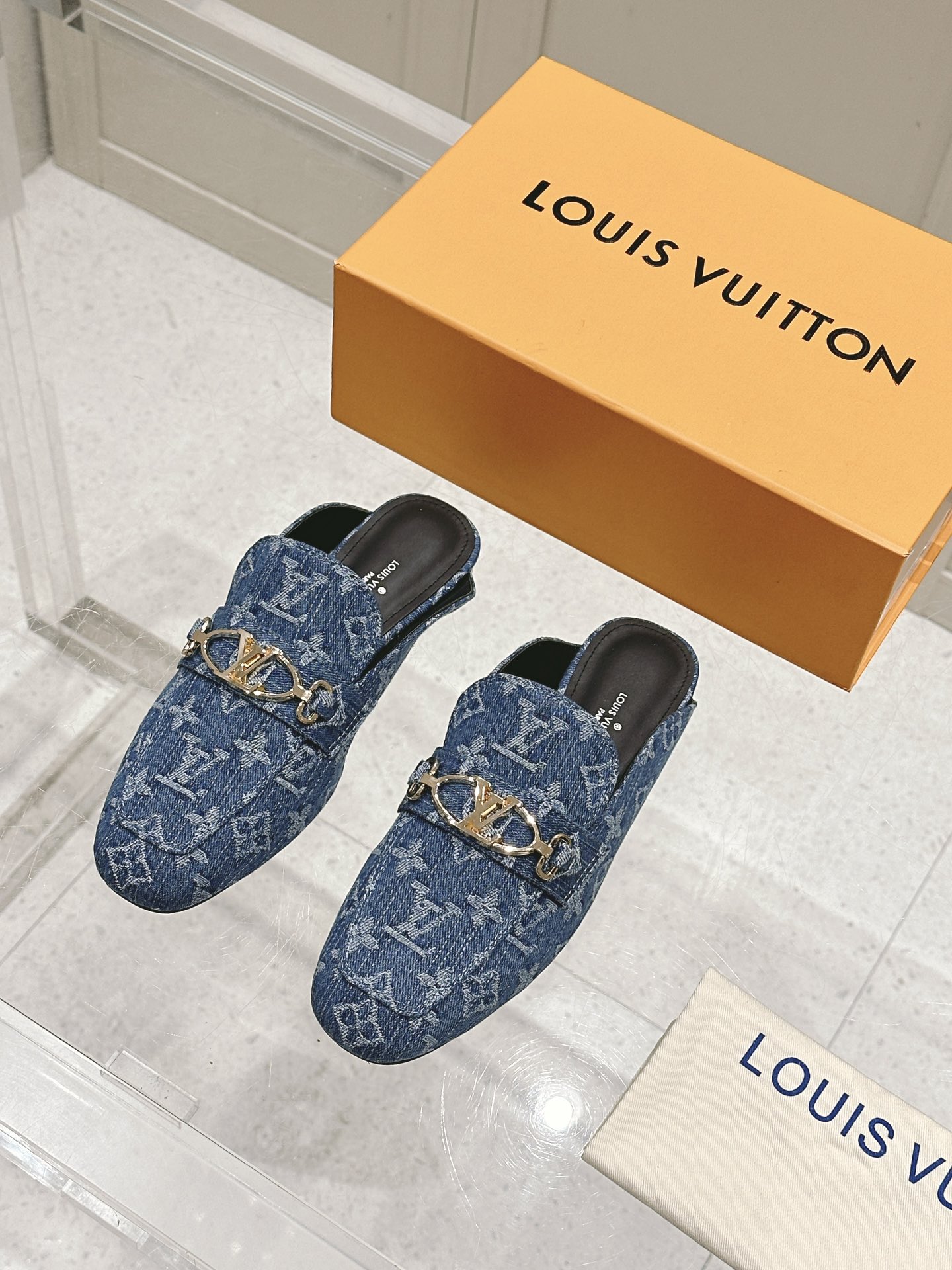 루이비통 신발 105153 Louis Vuitton Shoes