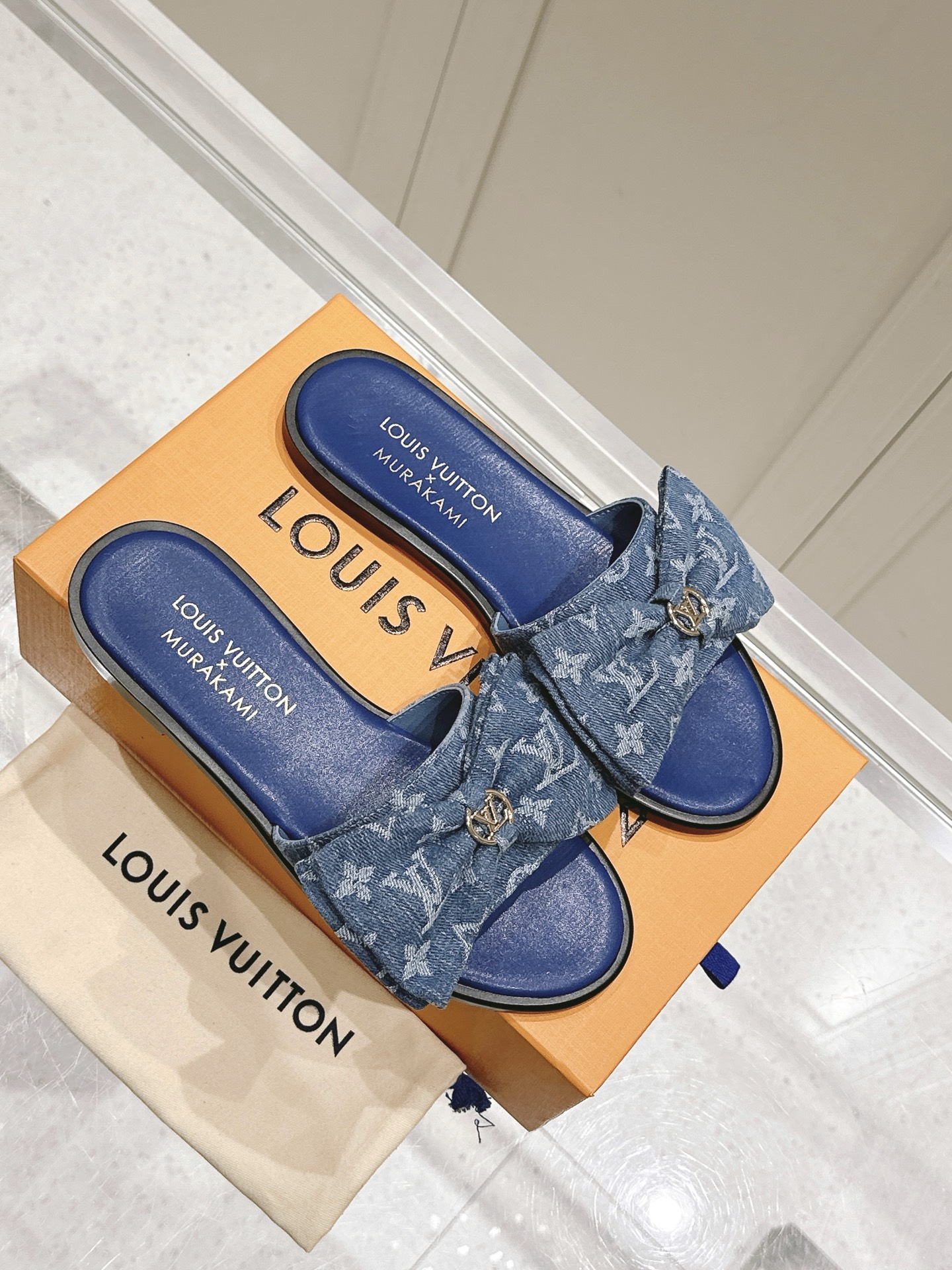 Louis Vuitton LV x TM 路易威登x村上隆联名6AM 系列 白三彩 平底 凉拖鞋超大蝴蝶结