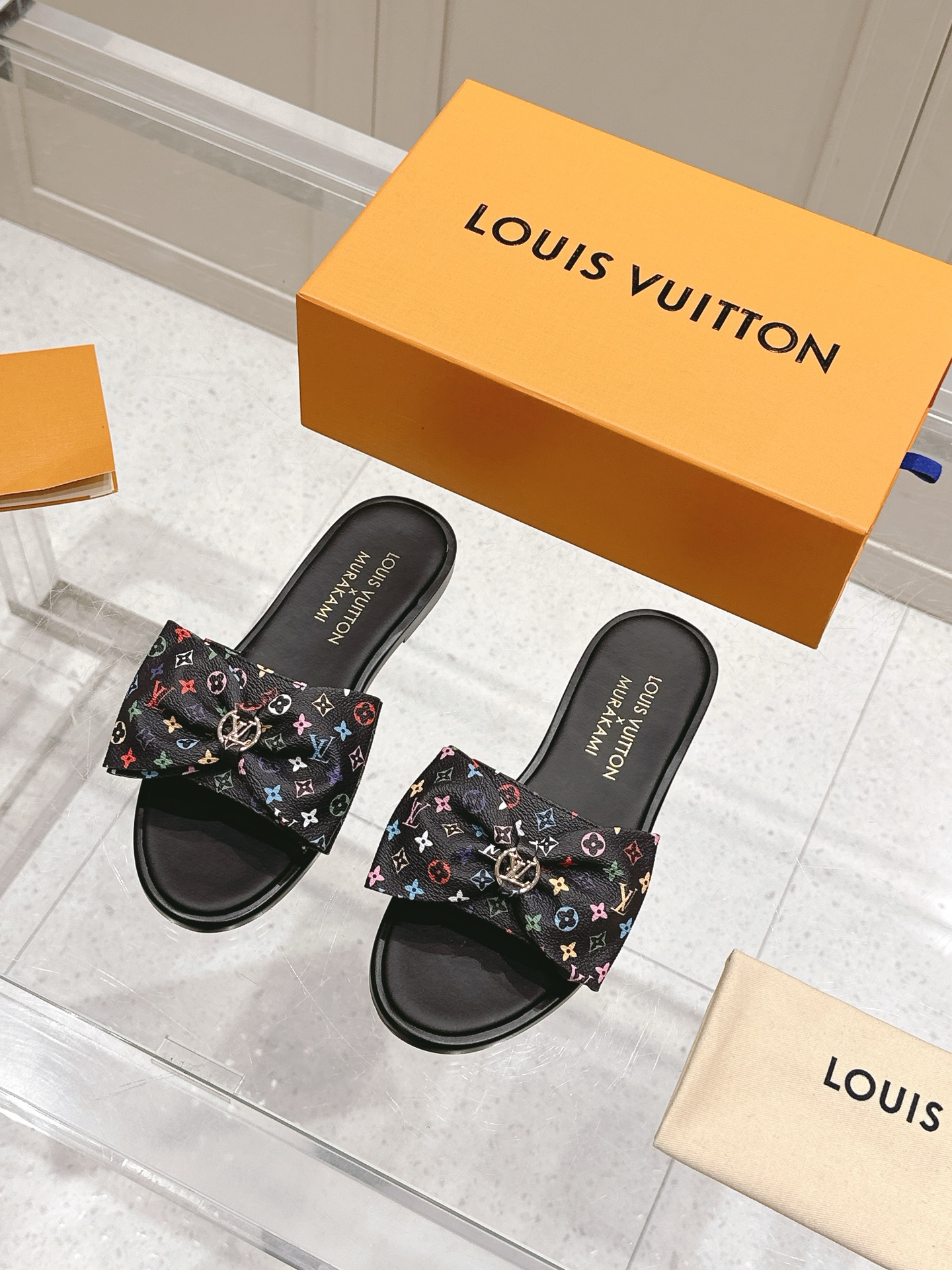Louis Vuitton LV x TM 路易威登x村上隆联名6AM 系列 白三彩 平底 凉拖鞋超大蝴蝶结