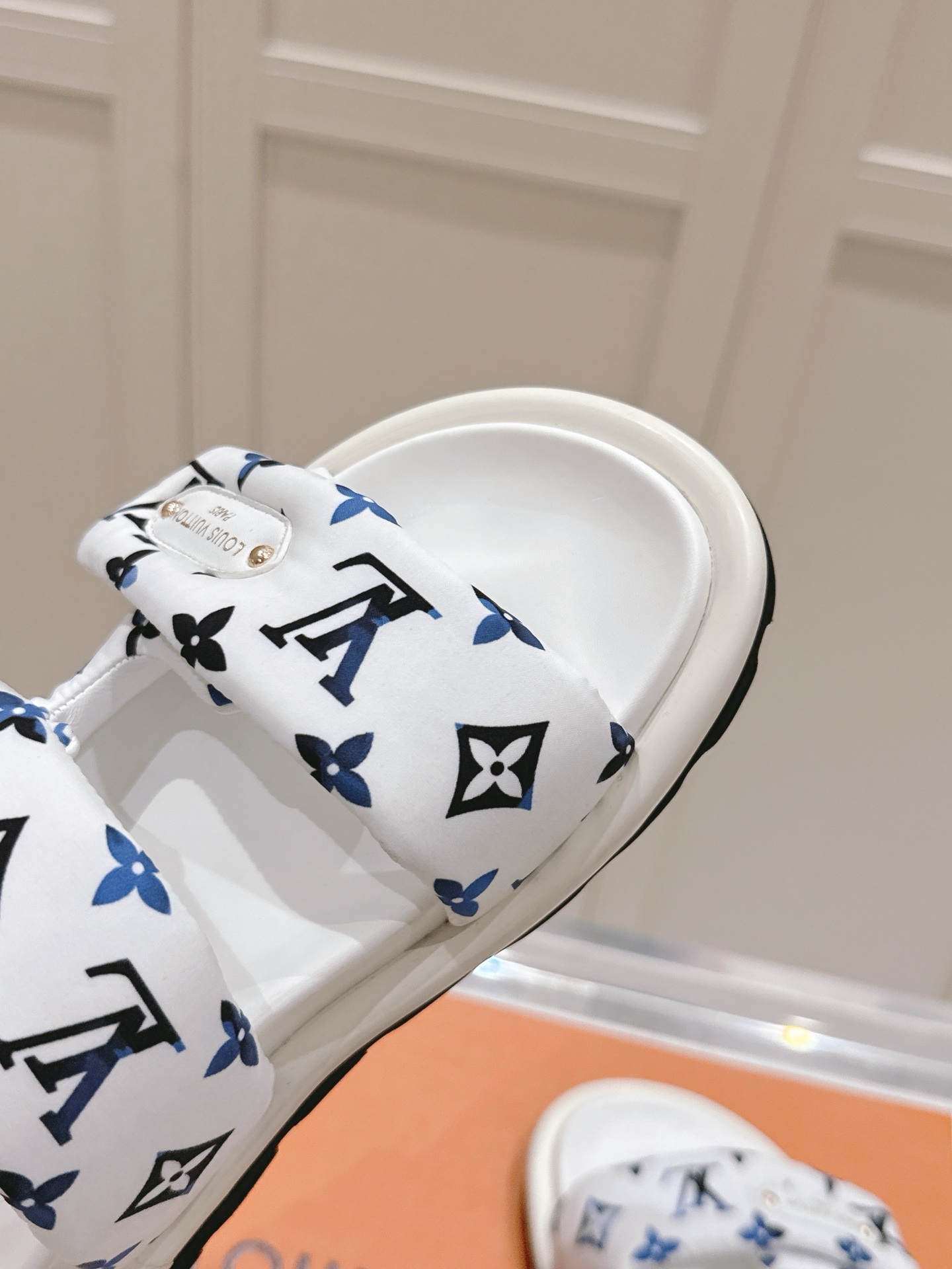 Louis Vuitton Pool Pillow Comfort Monogram Sandals - Women's Designer Slides 7 i1746444139581 4423 0 5