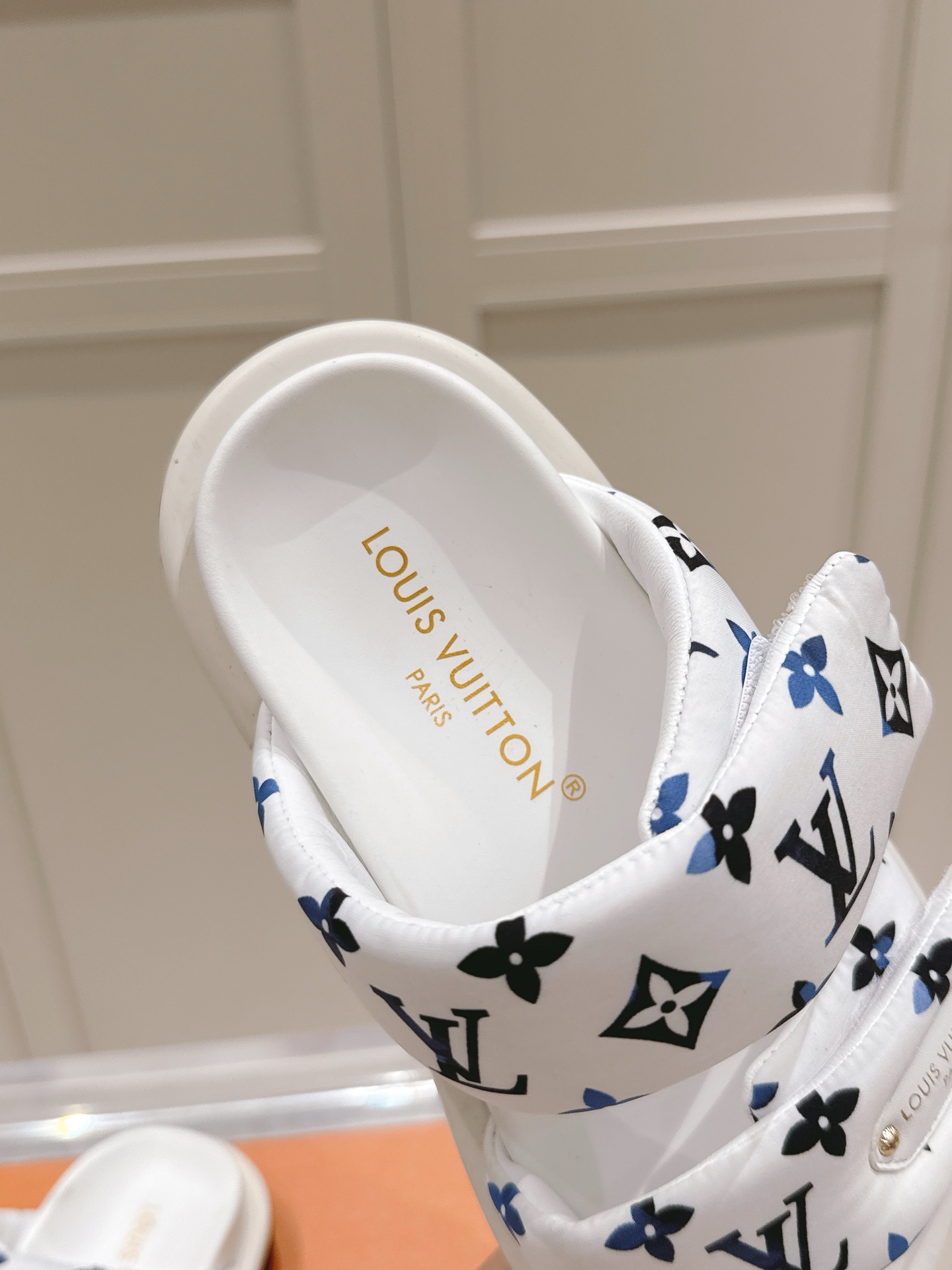 Louis Vuitton Pool Pillow Comfort Monogram Sandals - Women's Designer Slides 8 i1746444139592 3034 0 6