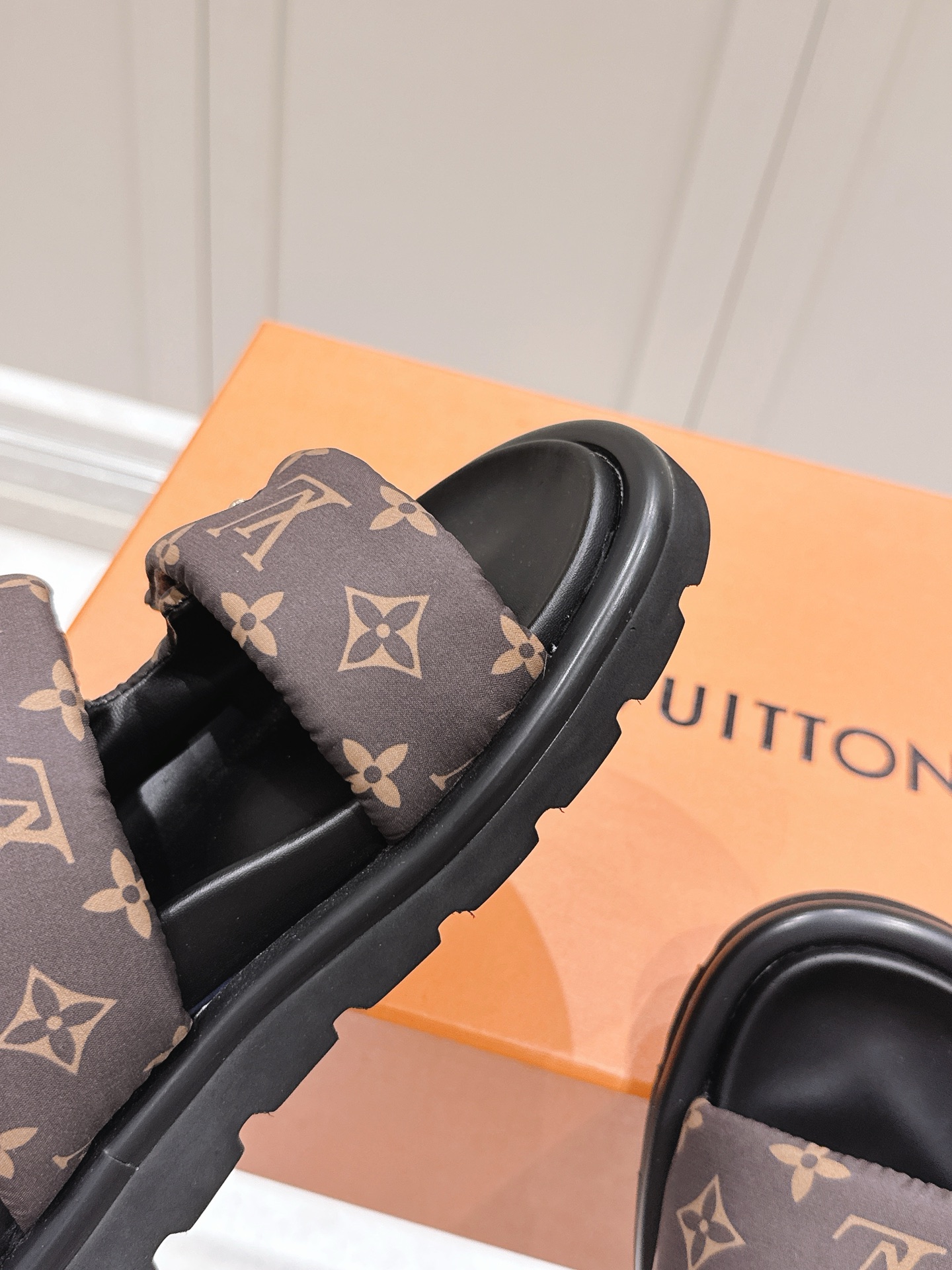 Louis Vuitton Pool Pillow Comfort Monogram Sandals - Women's Designer Slides 7 i1746444170507 6262 0 5