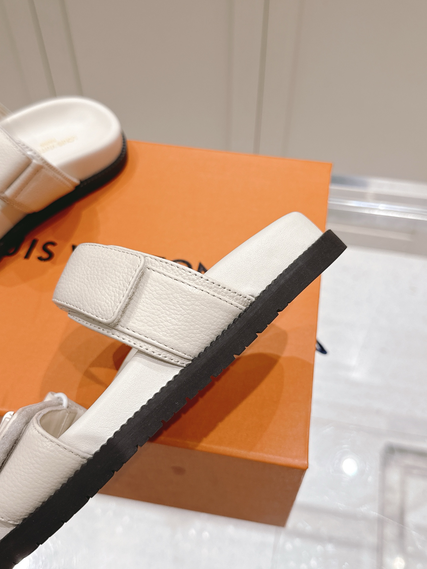 Louis Vuitton x Murakami Takashi Bom Dia Comfort Flat Denim Sandals 9 i1746444637808 4060 0 7