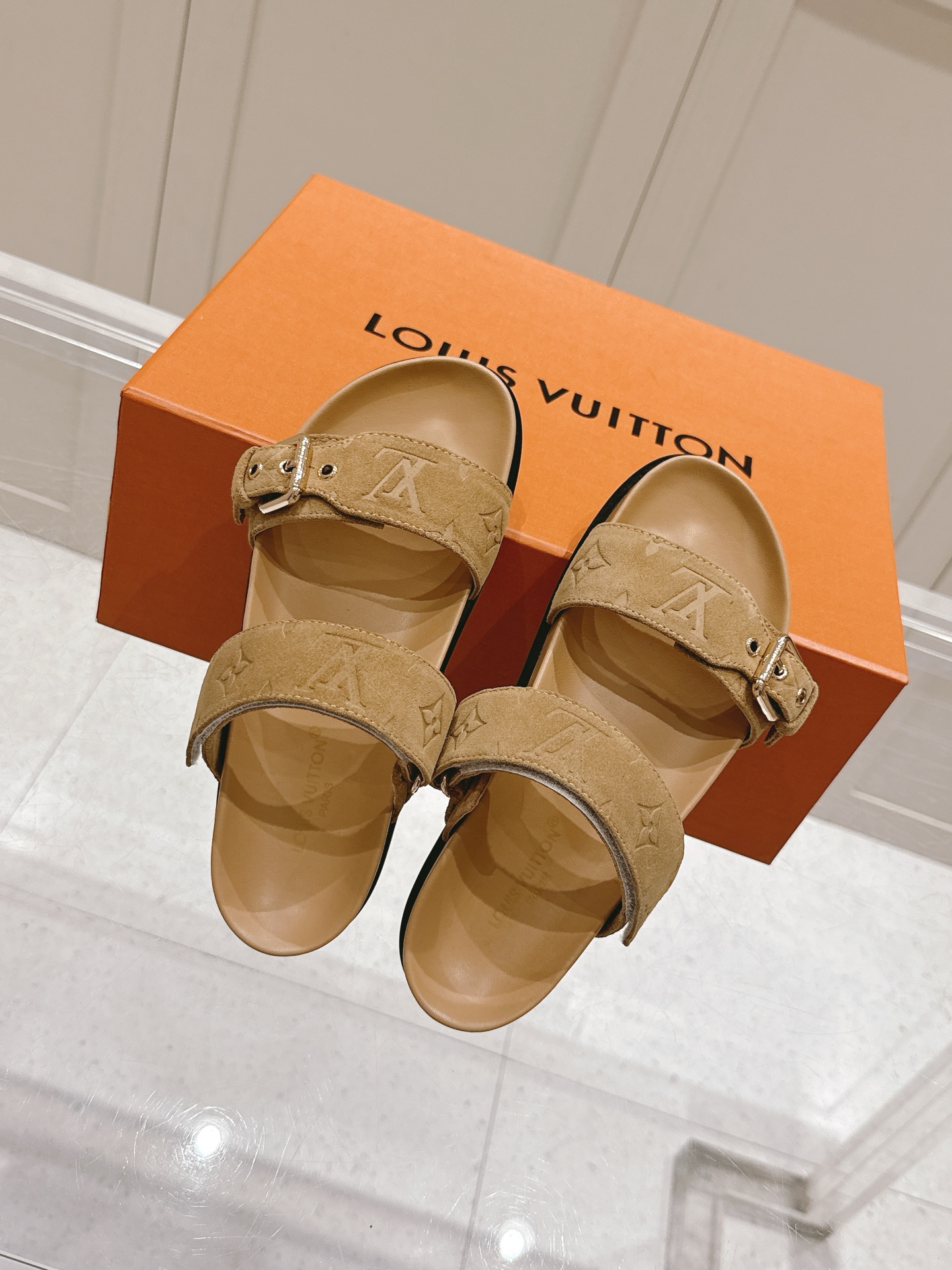 Louis Vuitton x Murakami Takashi Bom Dia Comfort Flat Denim Sandals 3 i1746444786392 7065 0 1