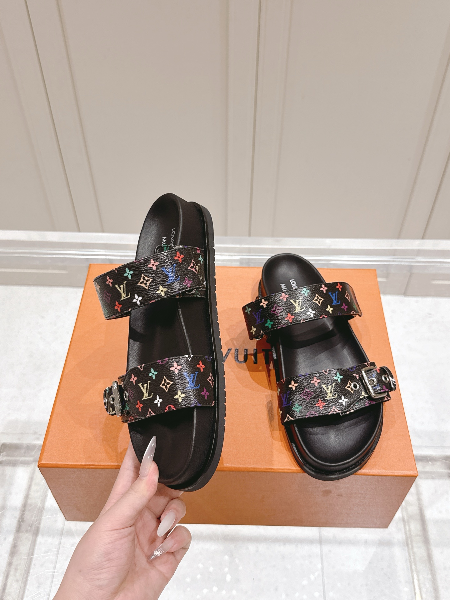 Louis Vuitton x Murakami Takashi Bom Dia Comfort Flat Denim Sandals 3 i1746444827666 9288 0 1