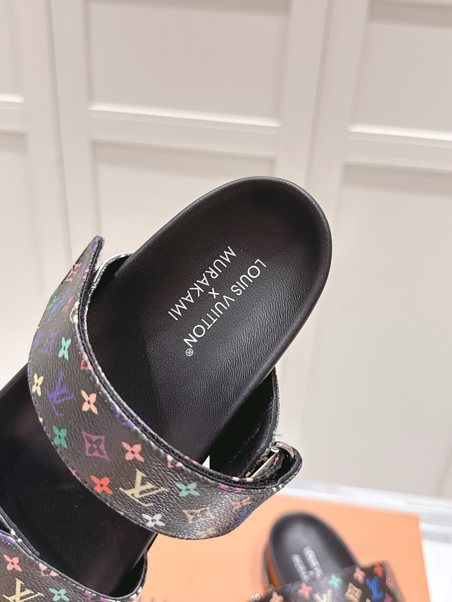 Louis Vuitton x Murakami Takashi Bom Dia Comfort Flat Denim Sandals 9 i1746444827670 1053 0 7