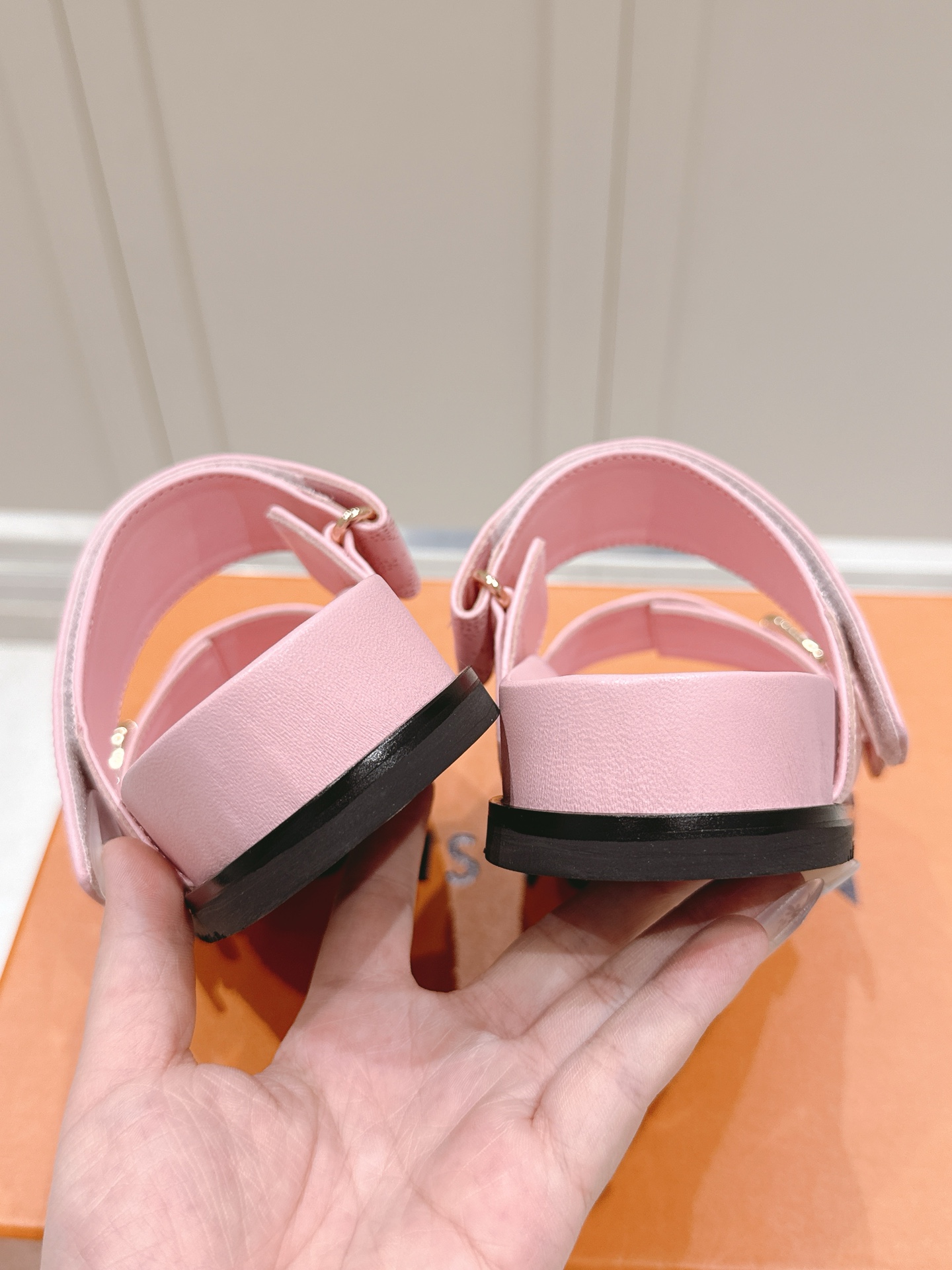 Louis Vuitton x Murakami Takashi Bom Dia Comfort Flat Denim Sandals 9 i1746445086447 7505 0 7