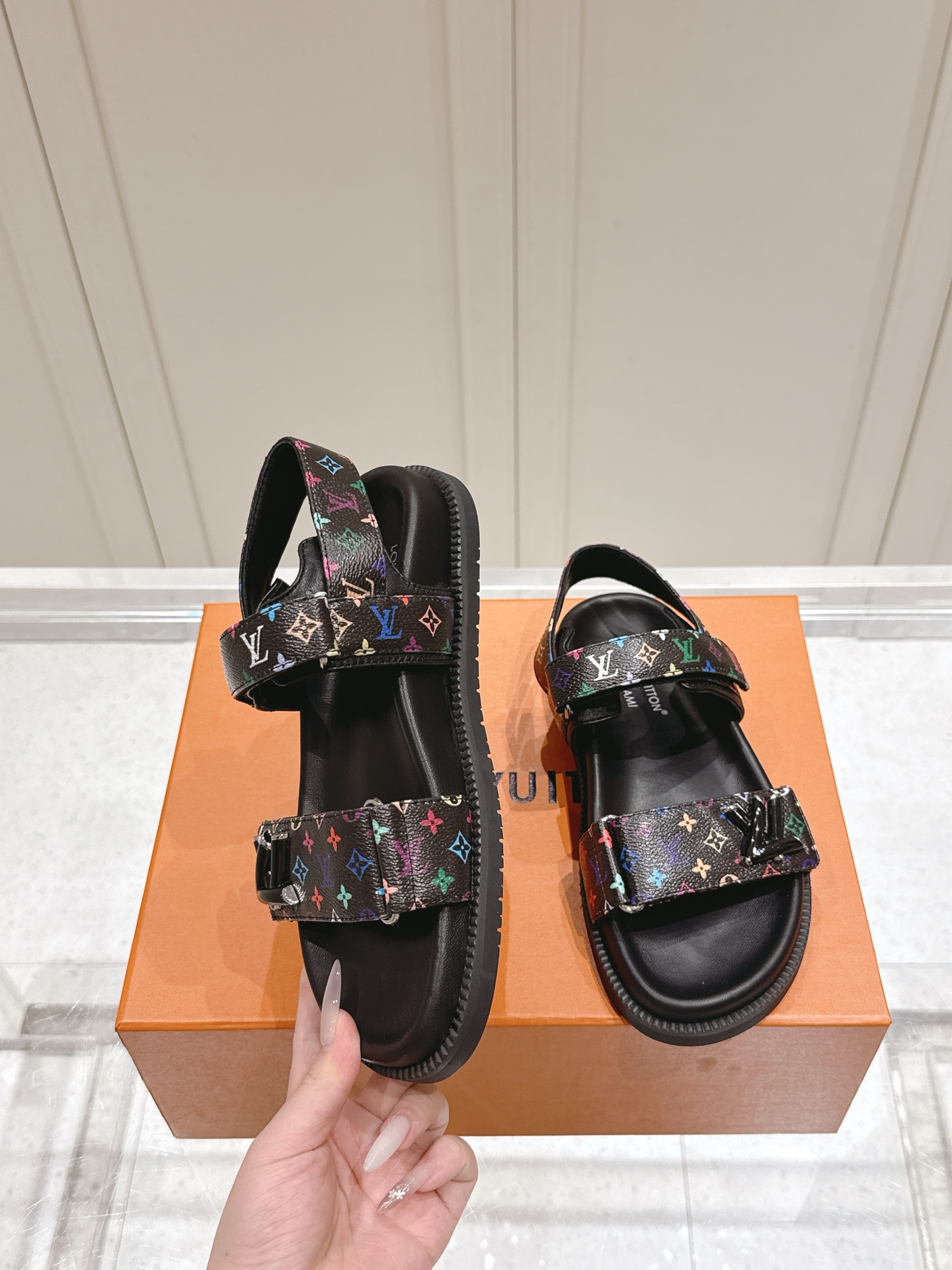 Louis Vuitton x Murakami Takashi Bom Dia Comfort Flat Denim Sandals 4 i1746445220348 2247 0 2