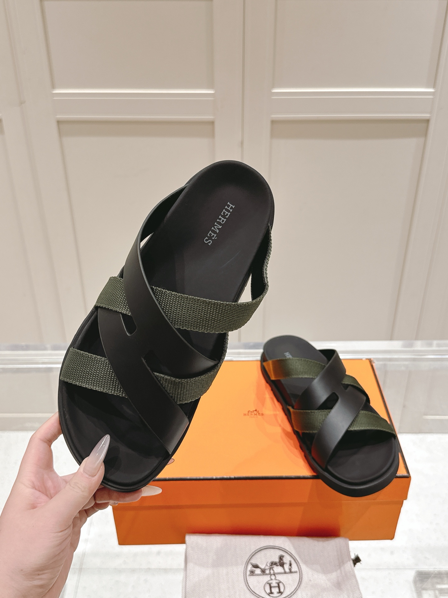 Hermès Hermes爱马仕Kazimir系列 交叉 织带 防水台 凉鞋 二舅鞋 H拖鞋