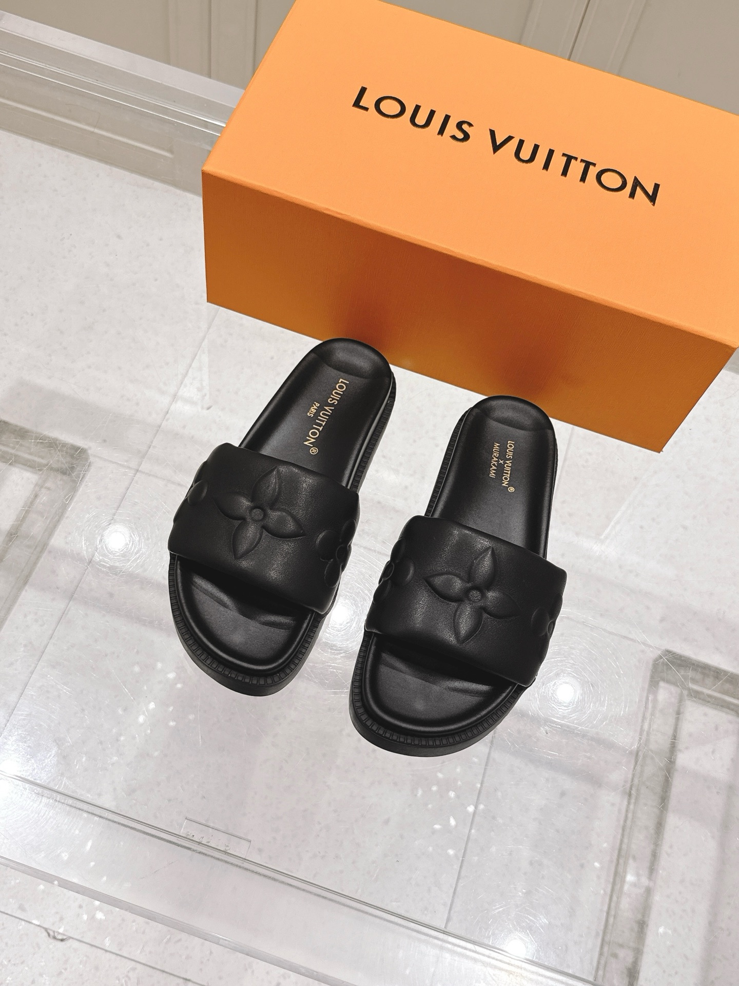 Louis Vuitton LV村上隆联名 L家驴牌BOM DIA COMFORT系列 魔术贴 牛仔布 老花 凉鞋 平底凉拖鞋