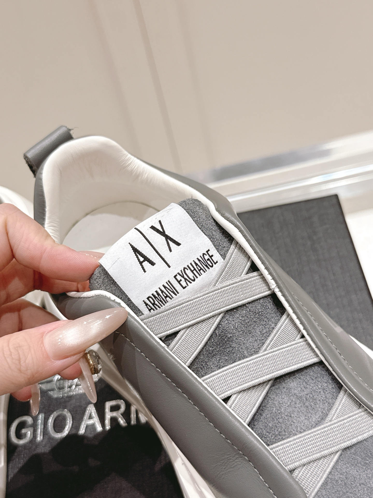 Top: 700 Men’s Emporio Armani EA7 Leisure Sneakers with Unique Design - 图片 8